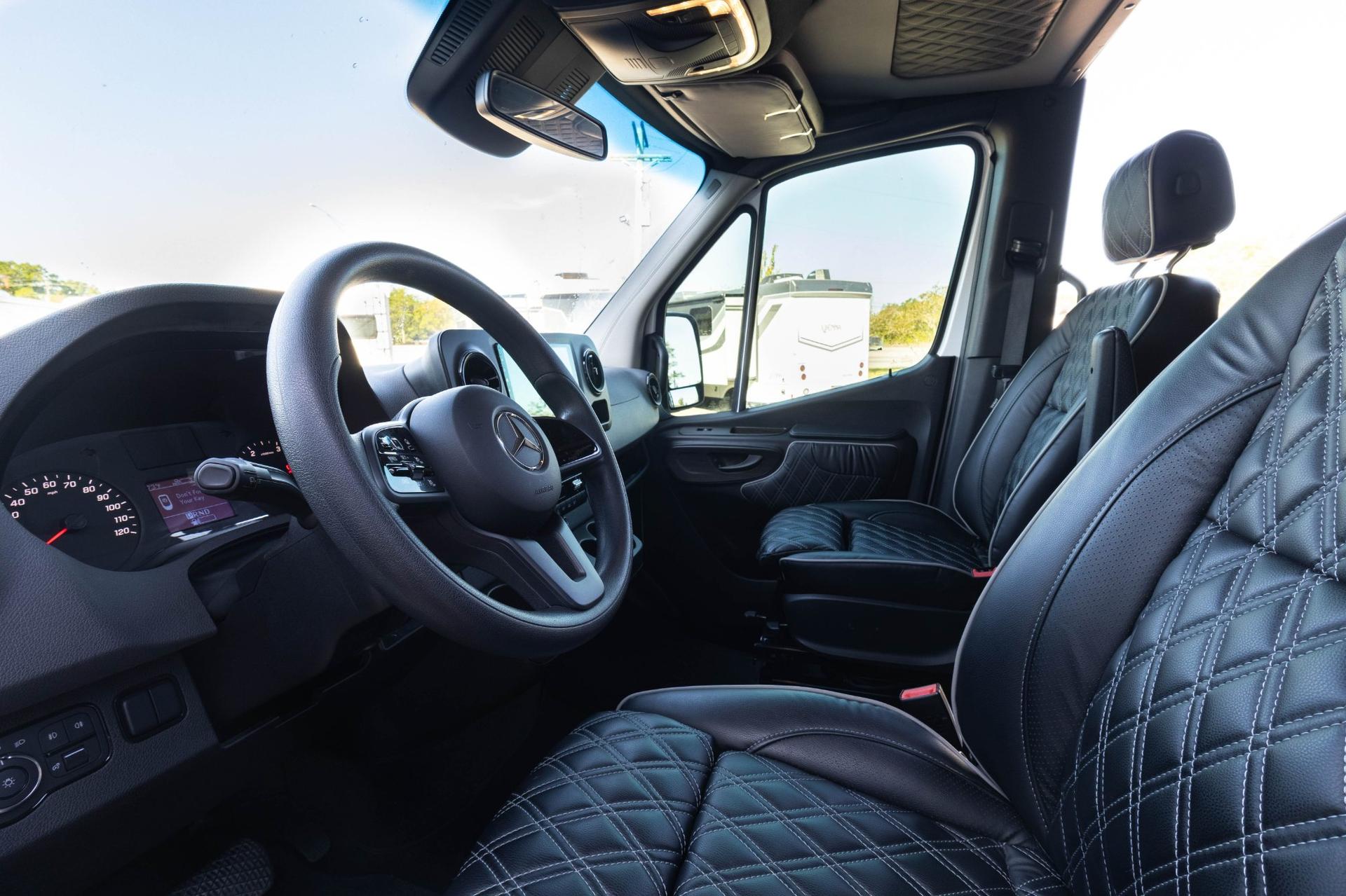 2023 Midwest Automotive Designs 2023 Midwest Automotive Designs Patriot - thumbnail 5