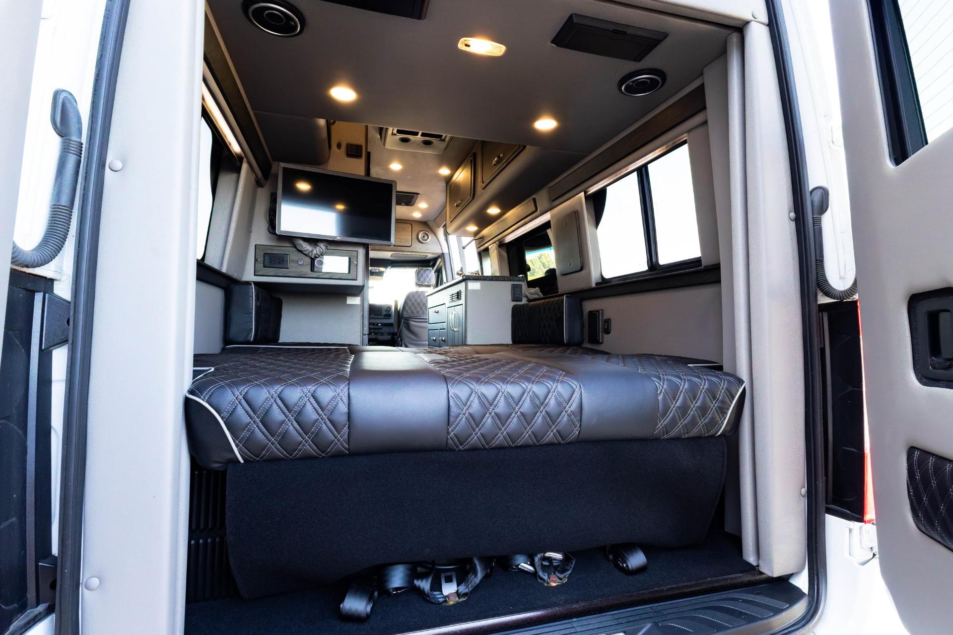 2023 Midwest Automotive Designs 2023 Midwest Automotive Designs Patriot - thumbnail 19