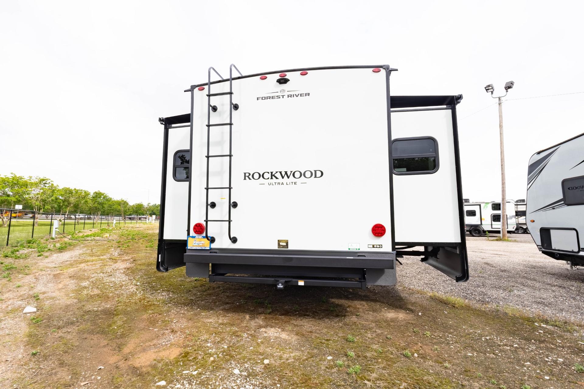 2026 Rockwood 2026 Rockwood Ultra Lite - thumbnail 23