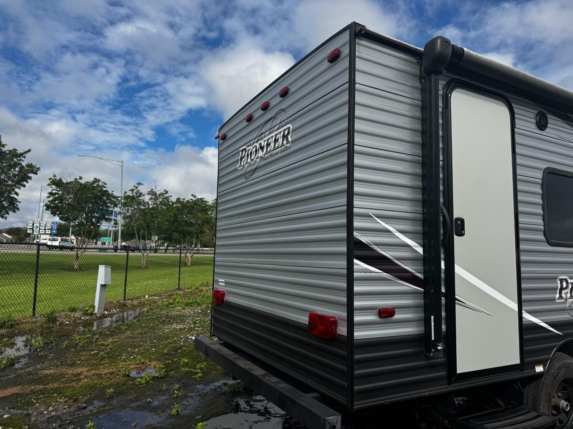 2018 Heartland 2018 Heartland Pioneer - thumbnail 20