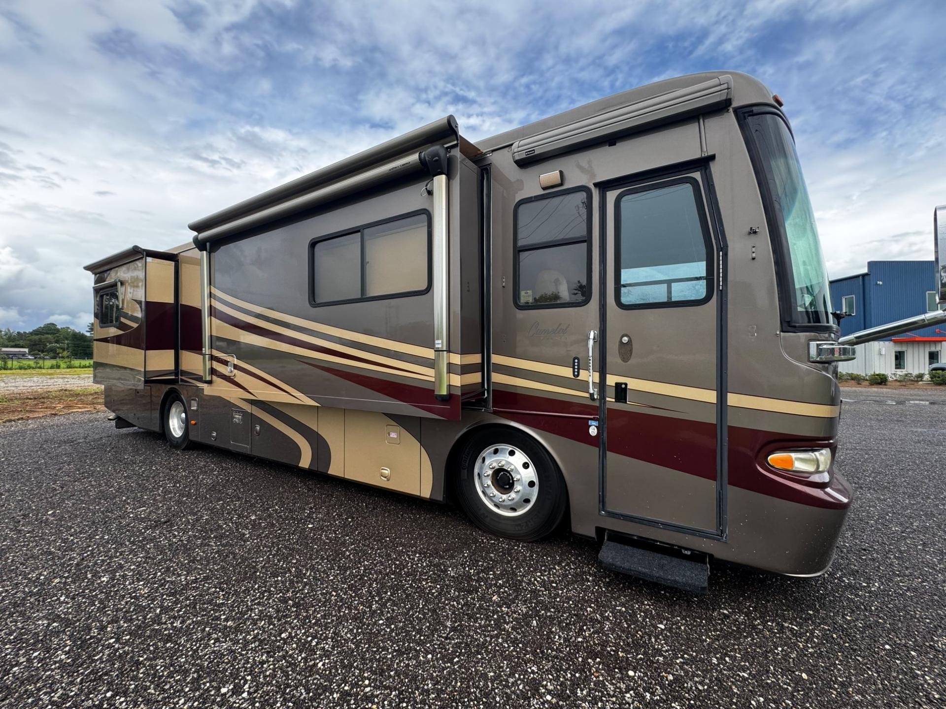 2005 Monaco Camelot 38PDQ