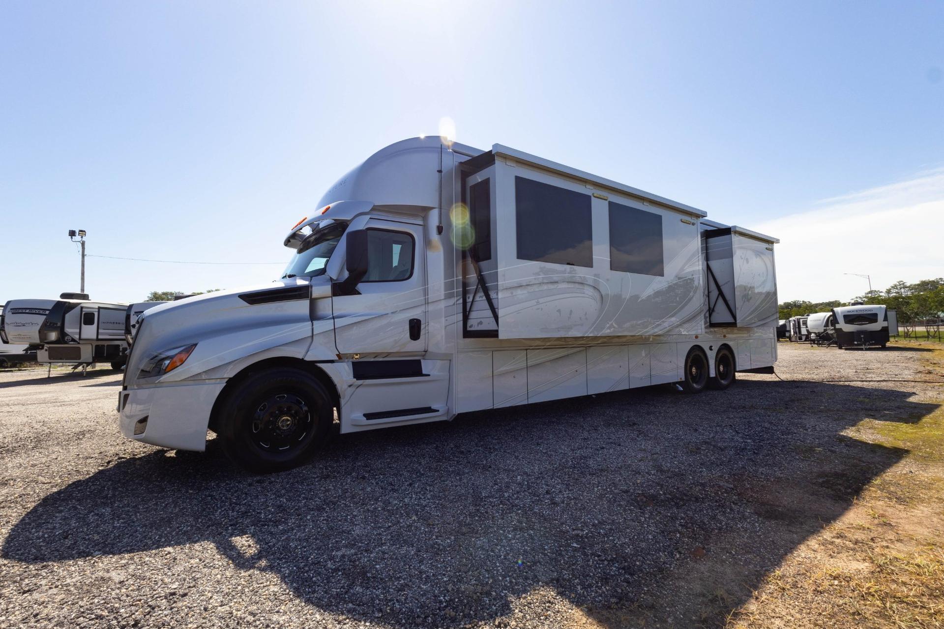 2026 Showhauler 2026 Showhauler Adventure - thumbnail 66