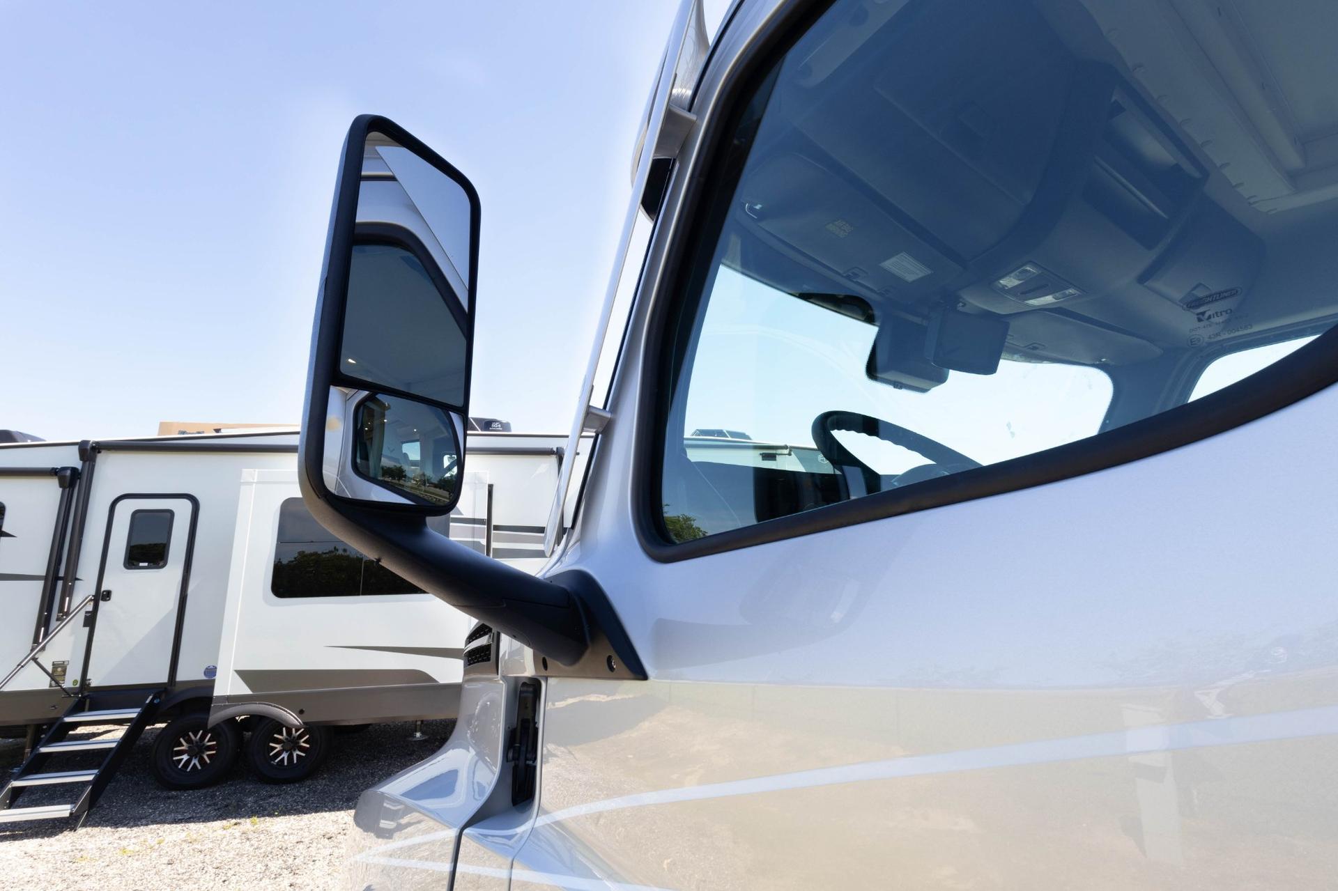 2026 Showhauler 2026 Showhauler Adventure - thumbnail 81