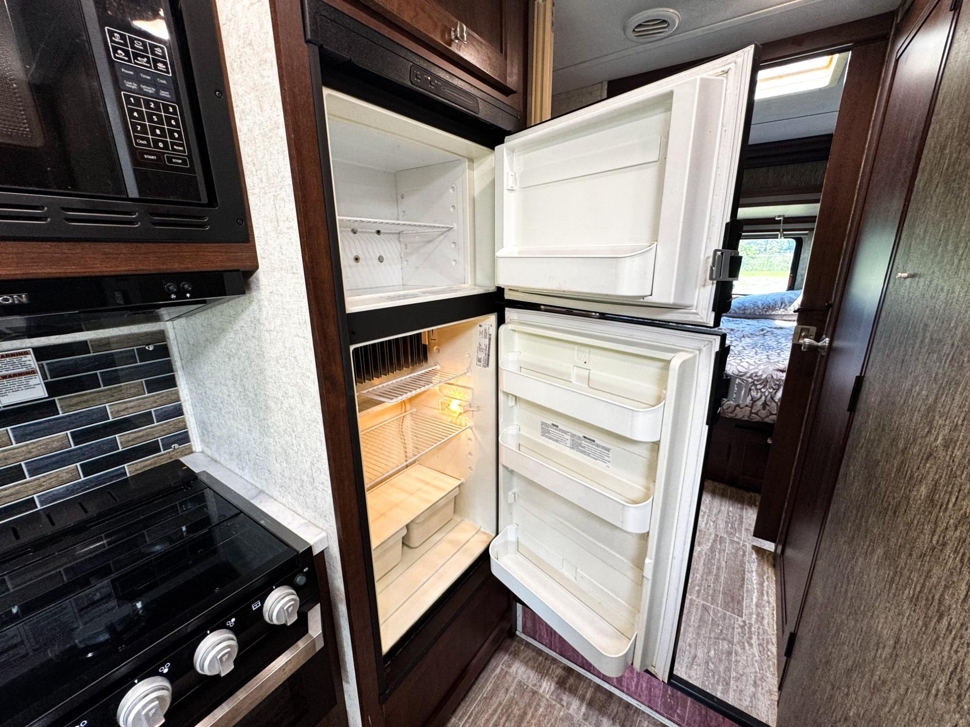 2019 Forest River 2019 Forest River Sunseeker - thumbnail 21