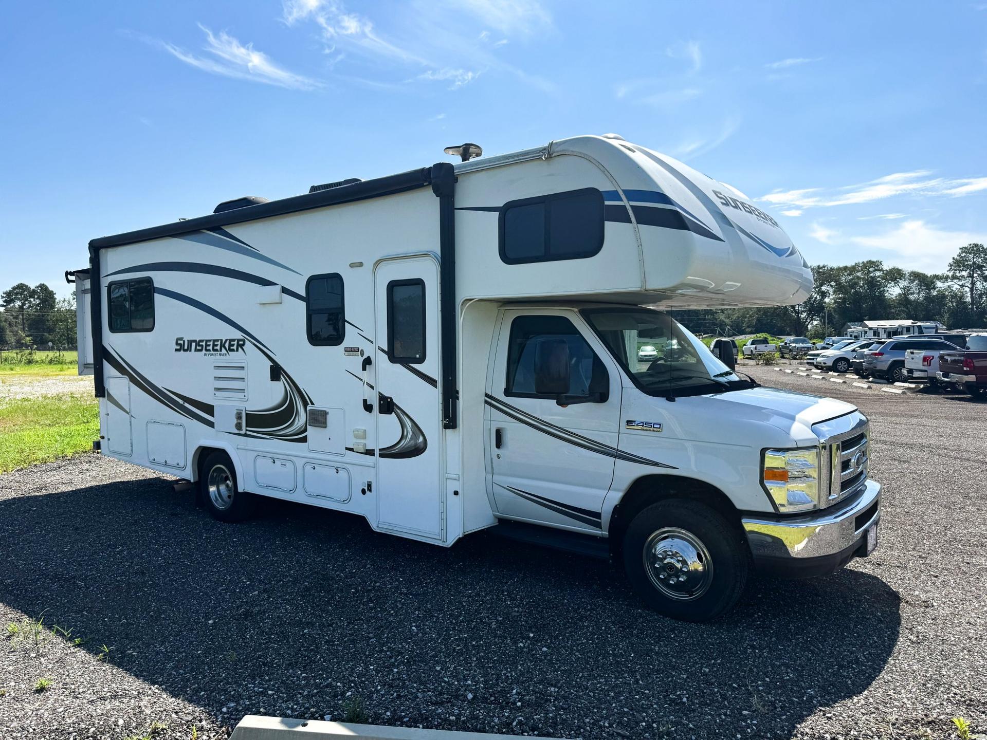 2019 Forest River 2019 Forest River Sunseeker - thumbnail 36