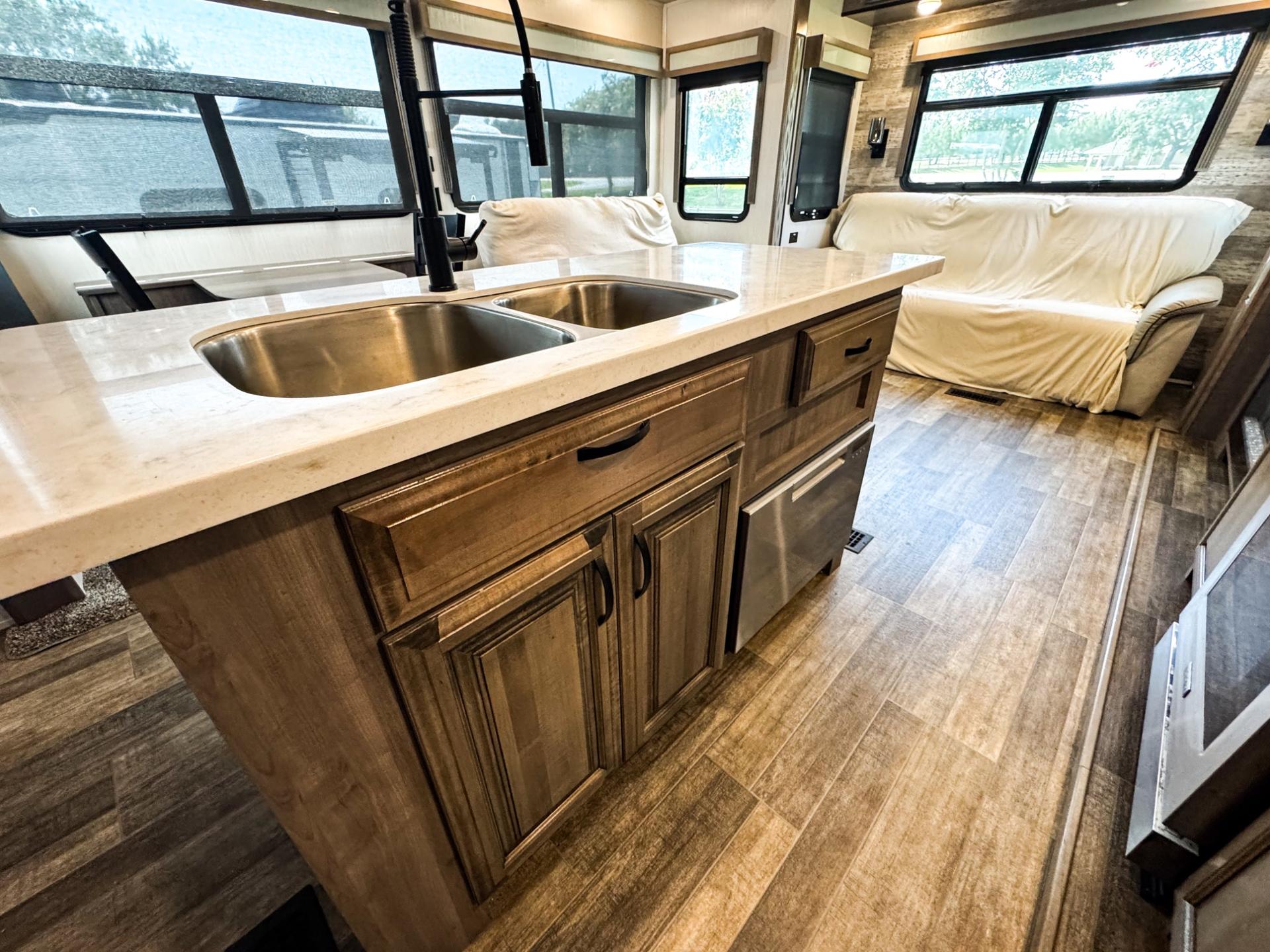 2021 Forest River 2021 Forest River Cedar Creek Champagne - thumbnail 14