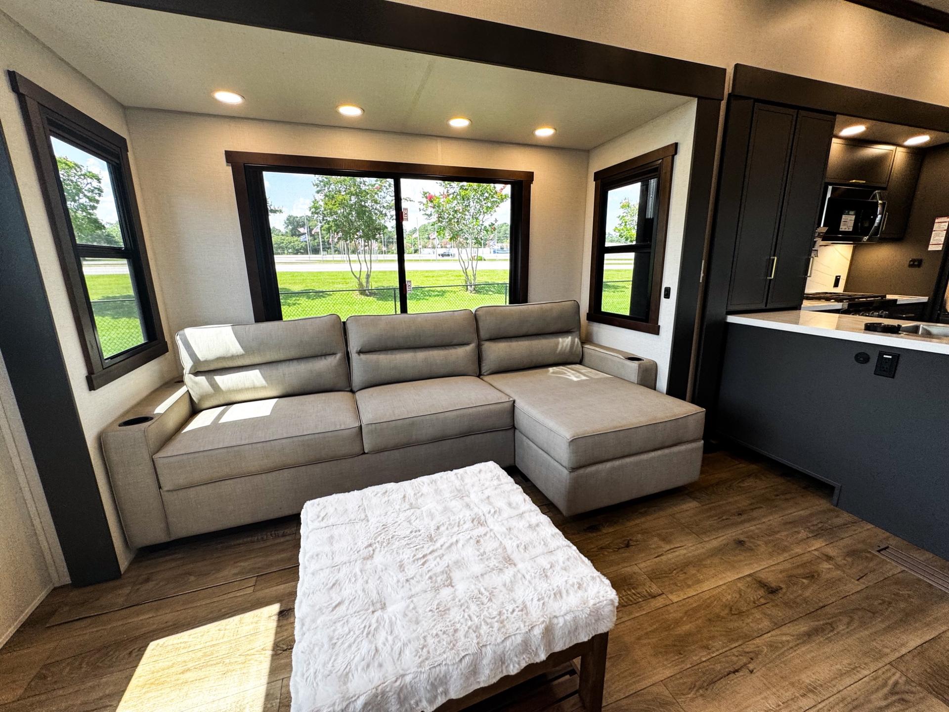 2026 Forest River 2026 Forest River Cedar Creek Cottage - thumbnail 10