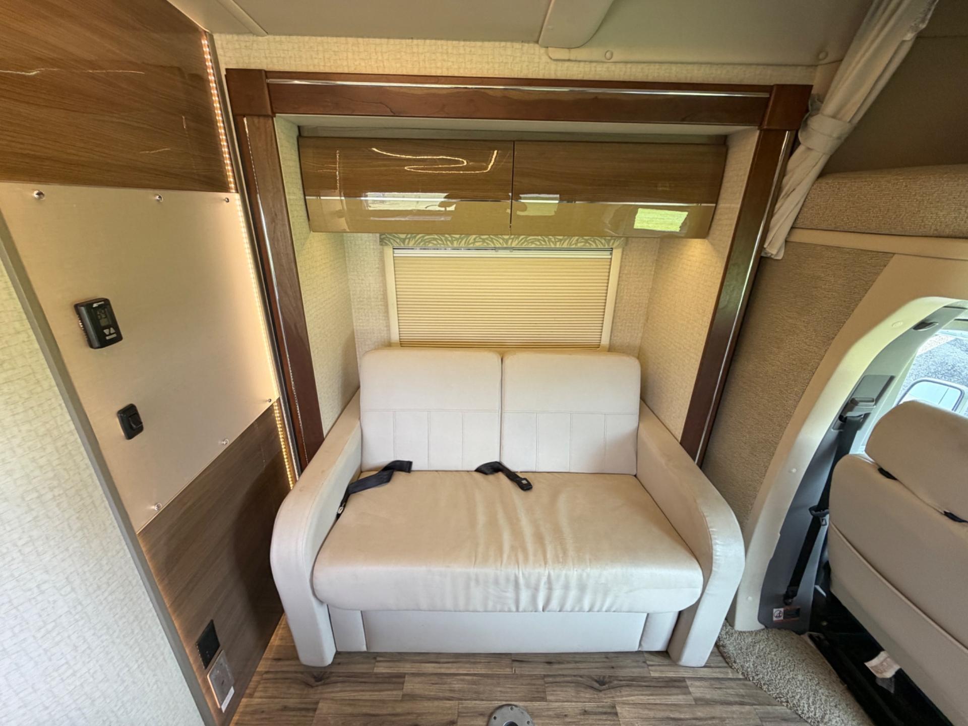 2018 Winnebago 2018 Winnebago View - thumbnail 6