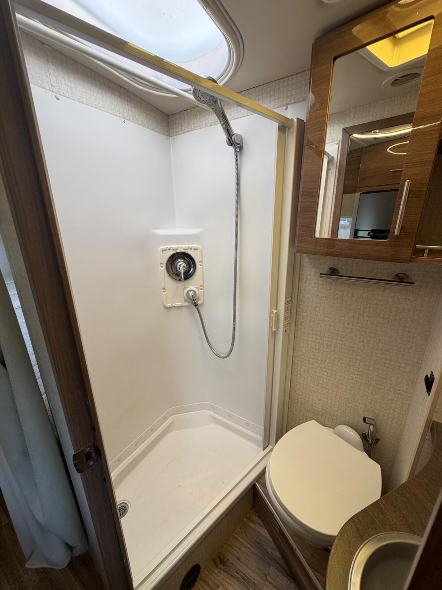 2018 Winnebago 2018 Winnebago View - thumbnail 12