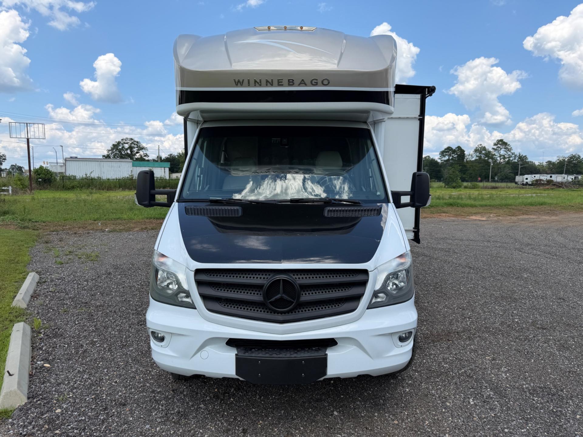 2018 Winnebago 2018 Winnebago View - thumbnail 24