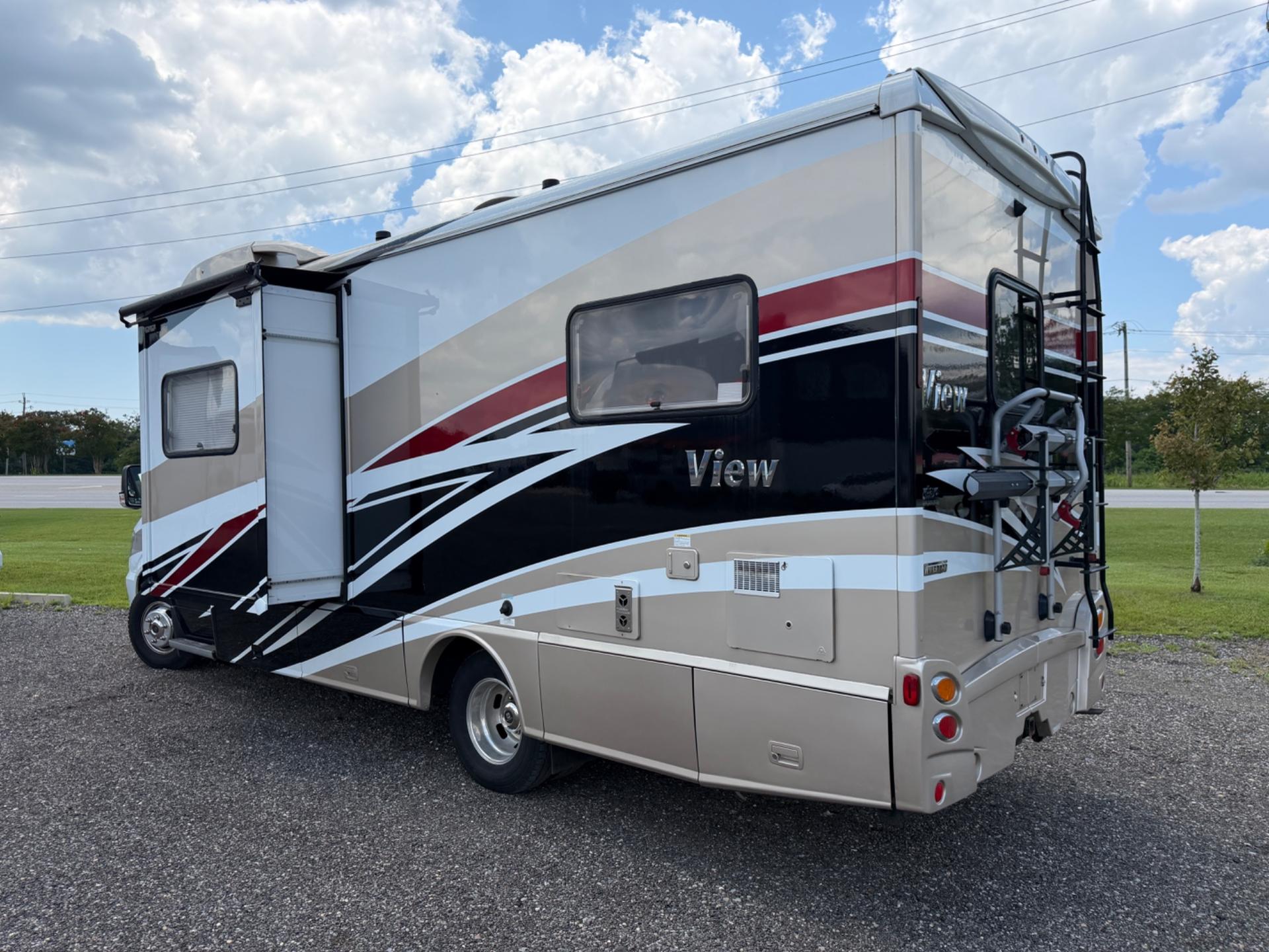 2018 Winnebago 2018 Winnebago View - thumbnail 27
