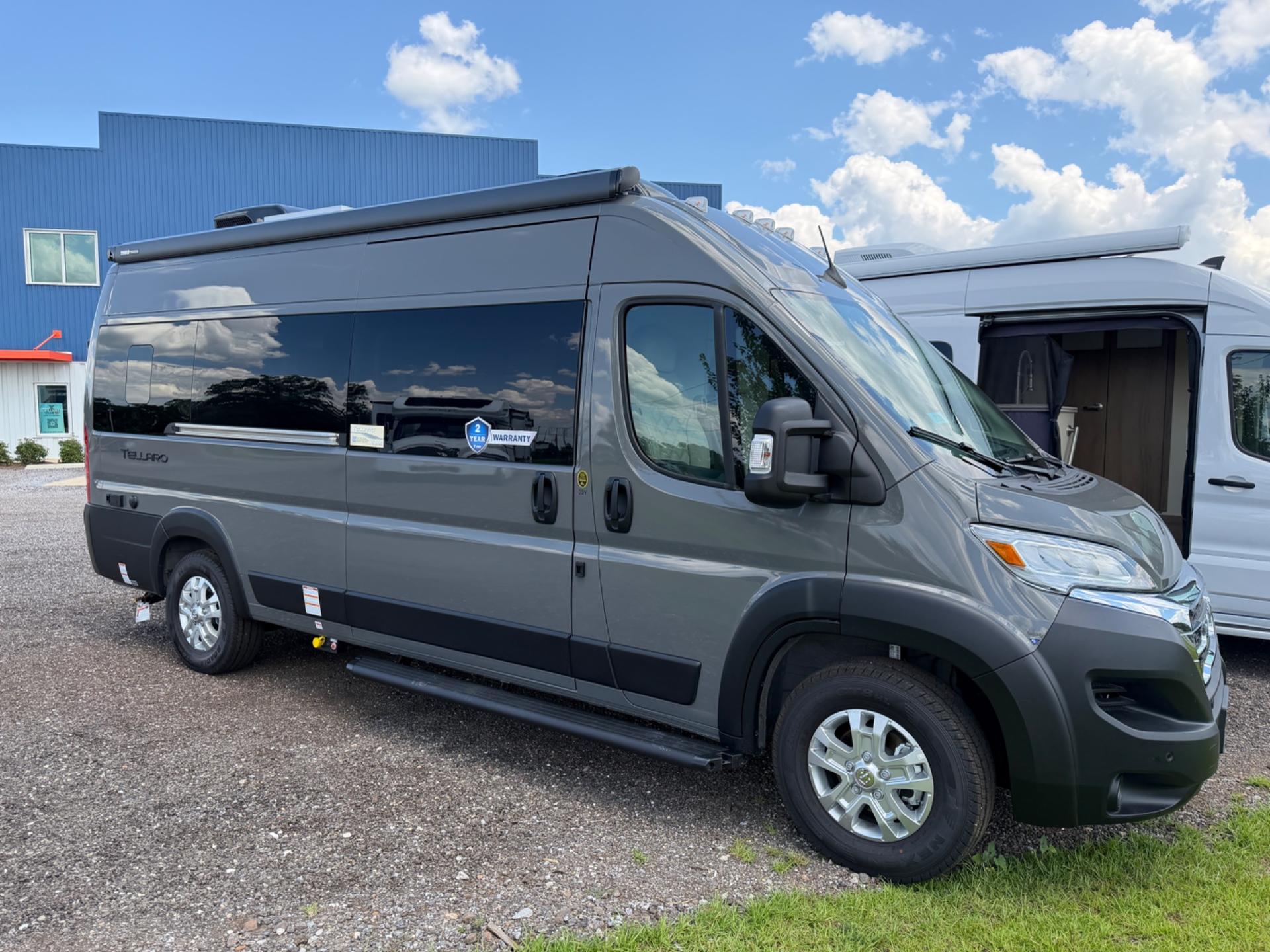 2027 Thor Motor Coach Tellaro 20Y