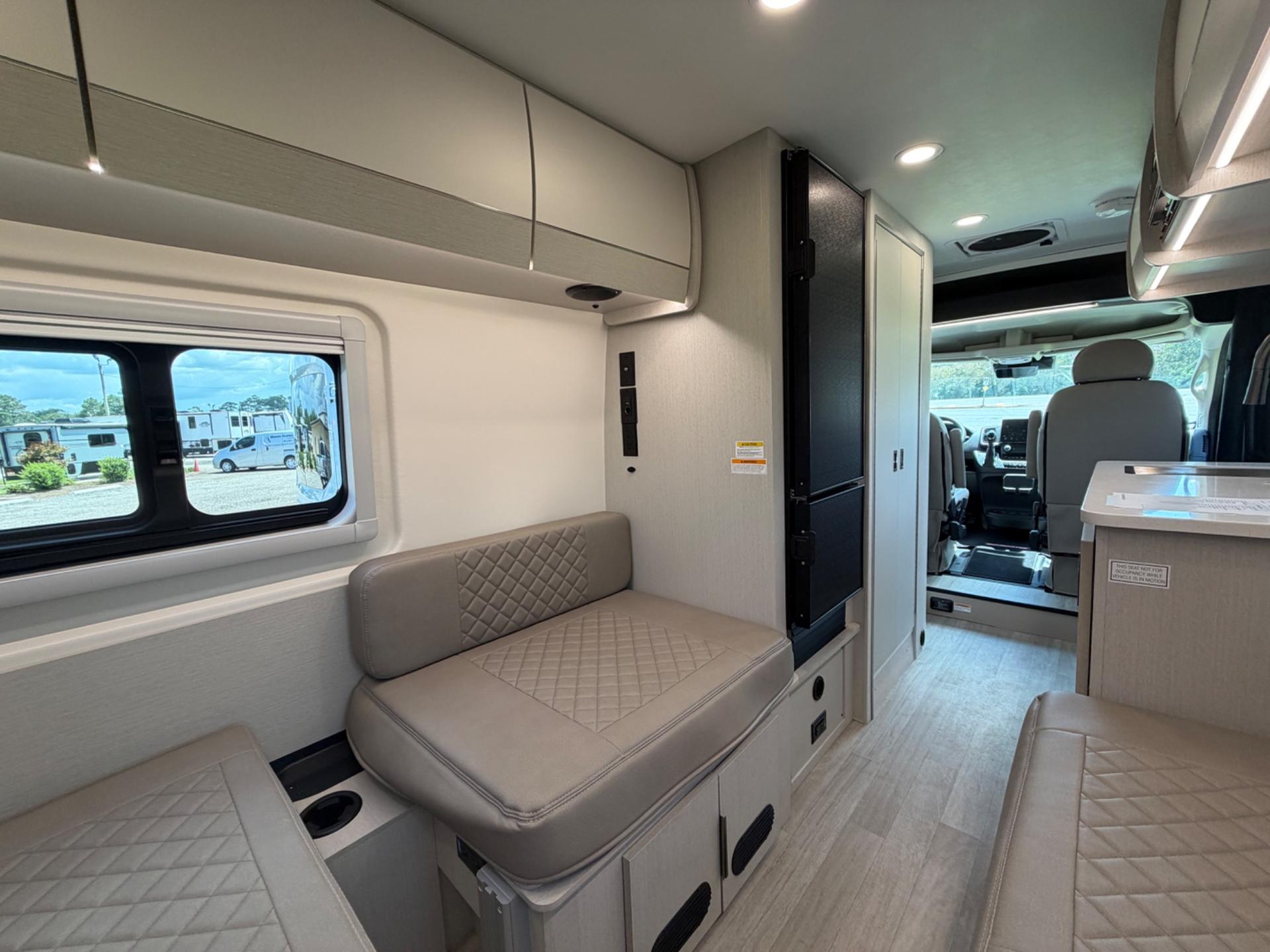 2027 Thor Motor Coach 2027 Thor Motor Coach Tellaro - thumbnail 19