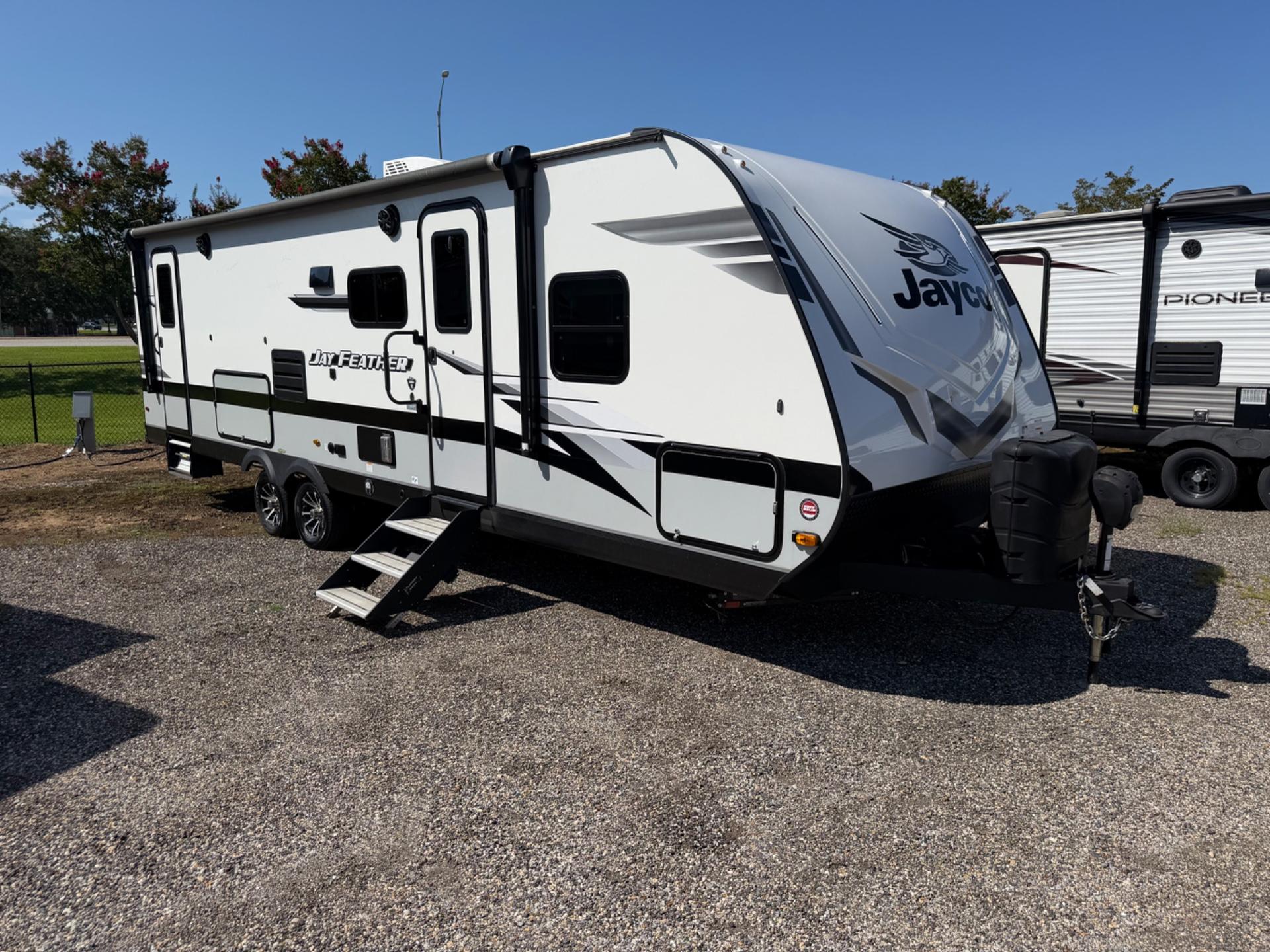 2023 Jayco Jay Feather 27BHB