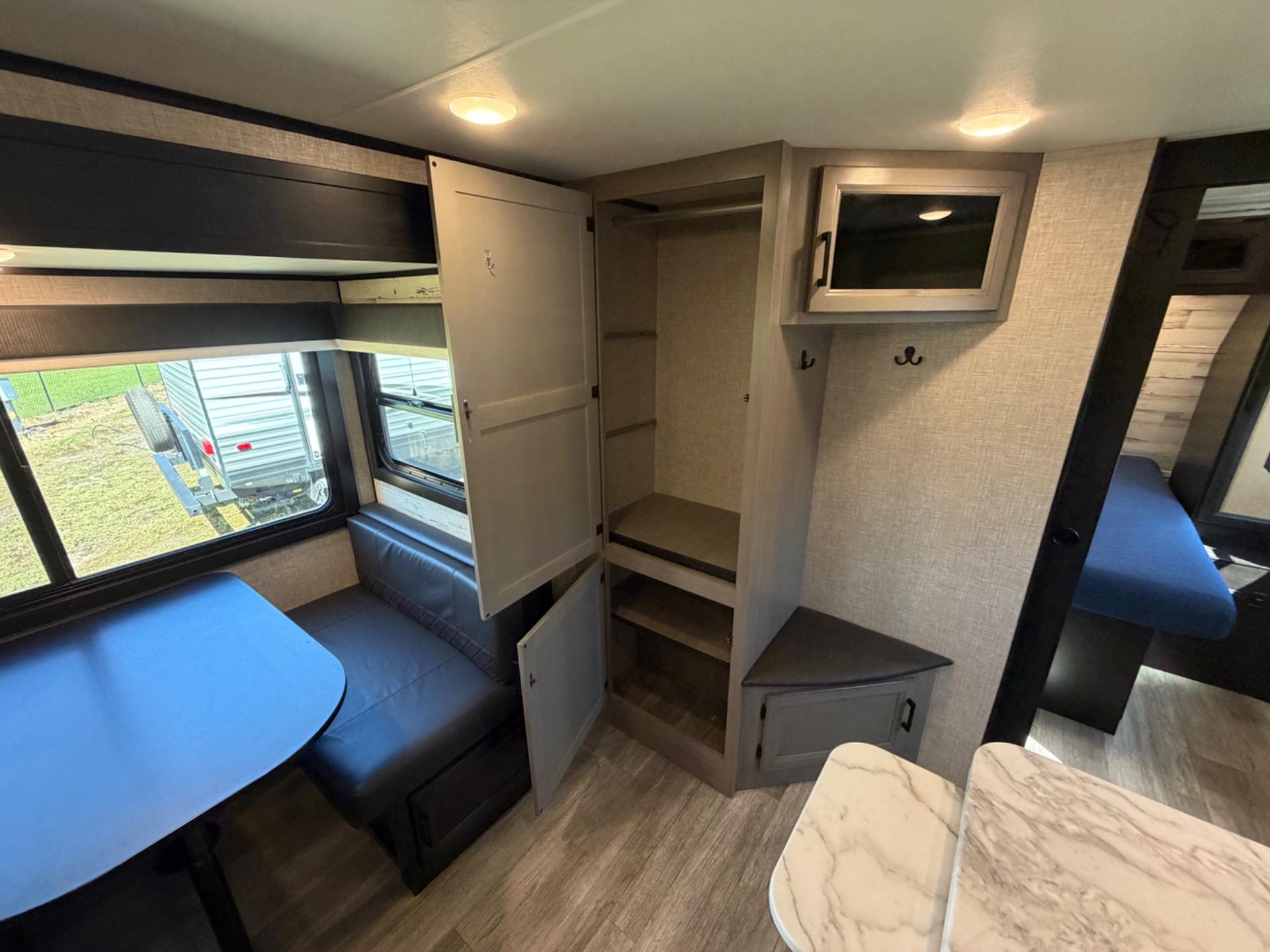 2023 Jayco 2023 Jayco Jay Feather - thumbnail 13