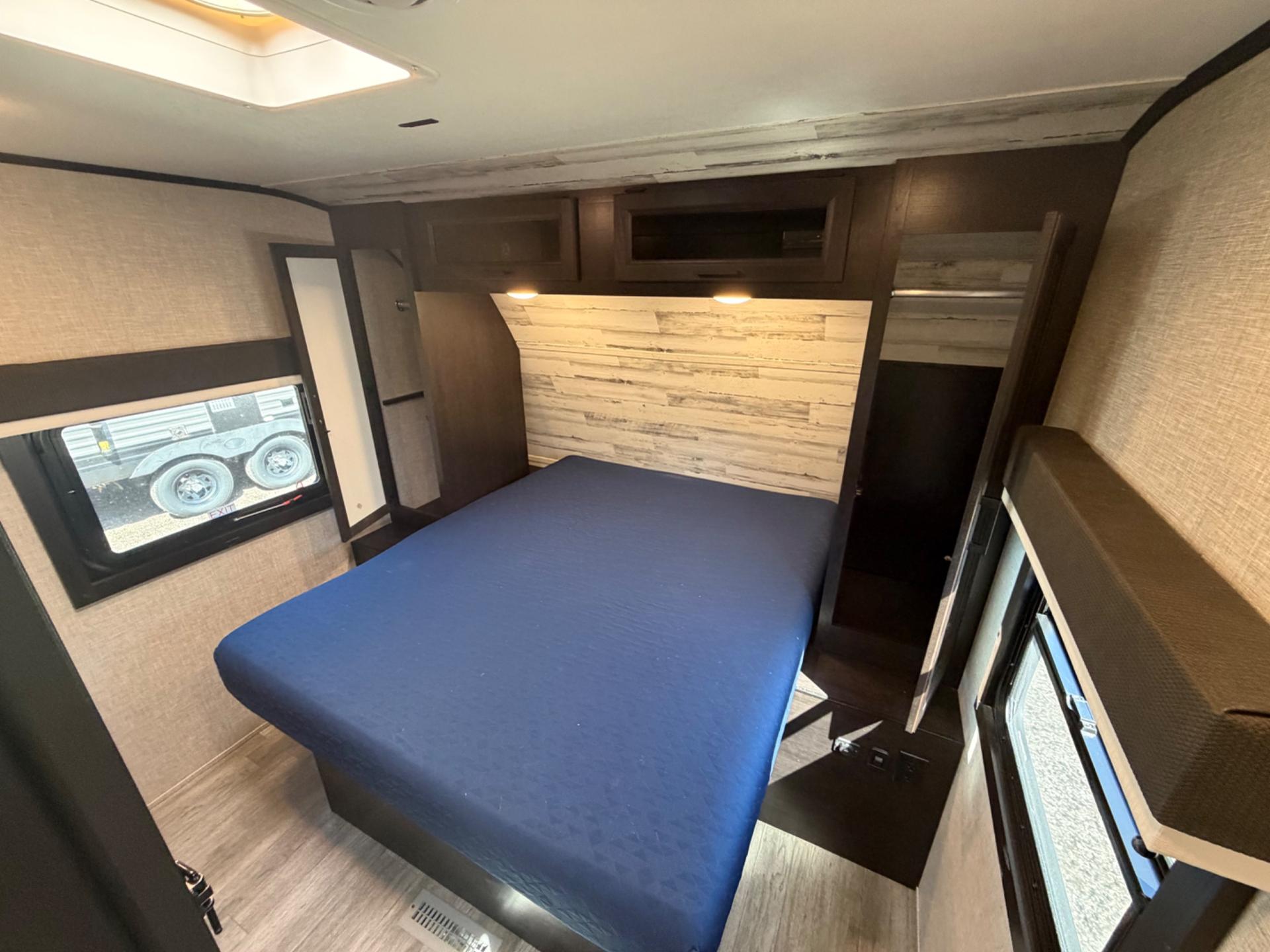 2023 Jayco 2023 Jayco Jay Feather - thumbnail 16