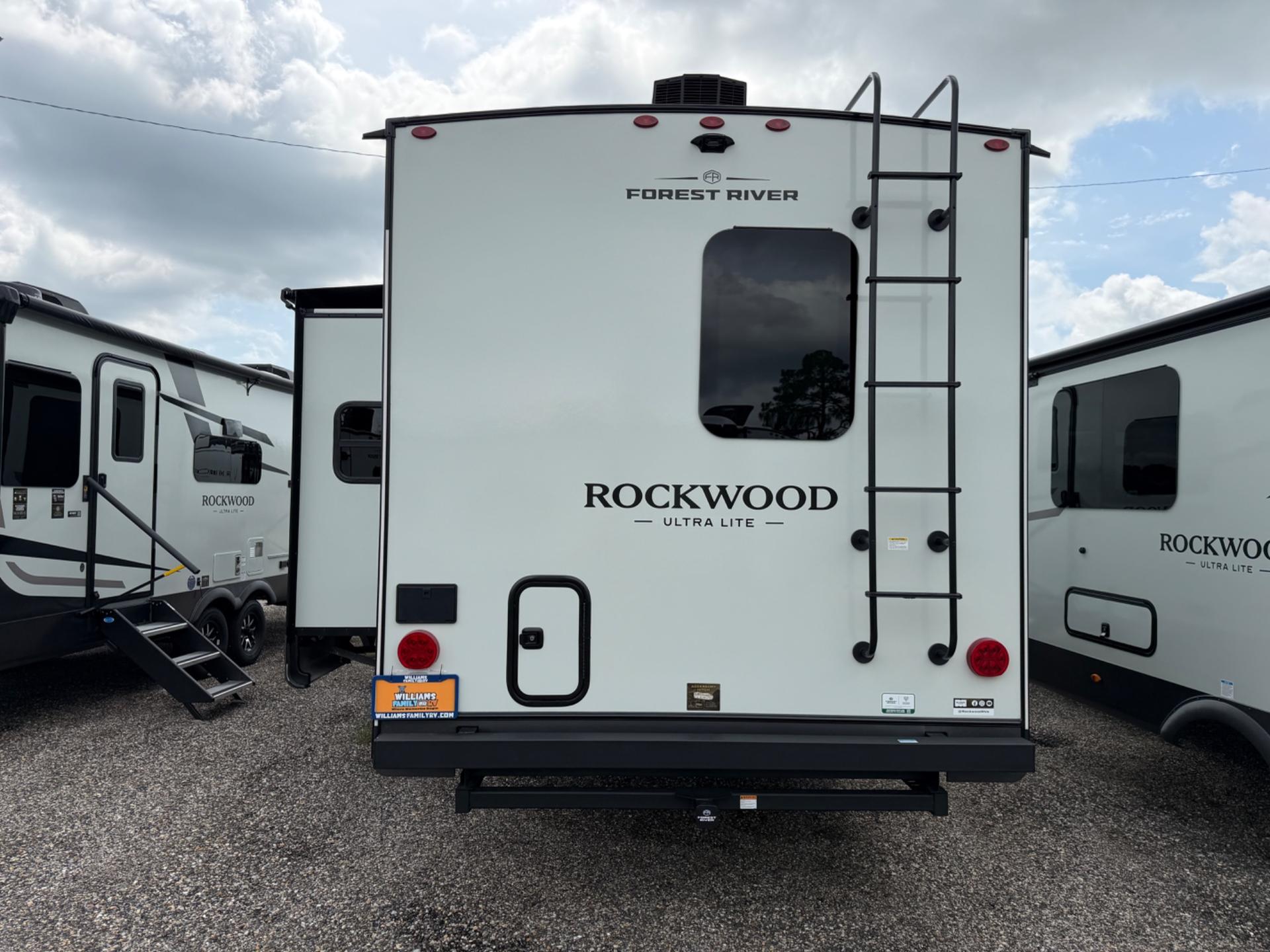 2027 Forest River 2027 Forest River Rockwood Ultra Lite - thumbnail 33