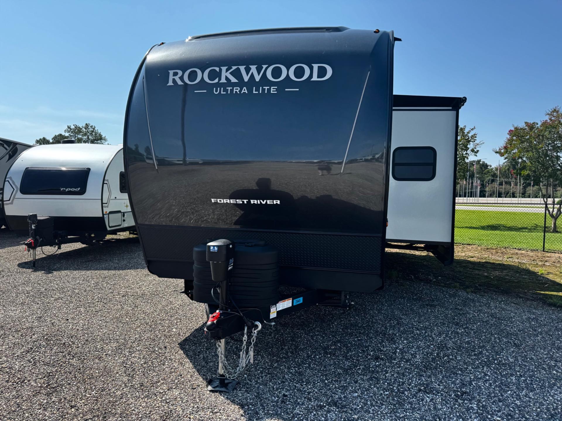 2027 Forest River 2027 Forest River Rockwood Ultra Lite - thumbnail 27