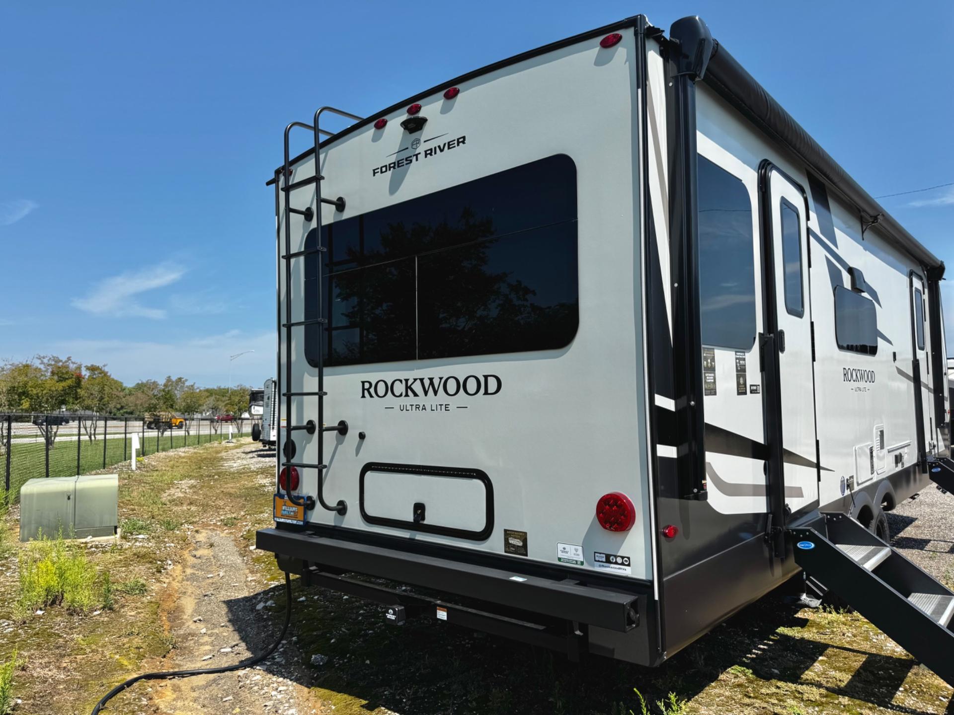 2027 Forest River 2027 Forest River Rockwood Ultra Lite - thumbnail 26