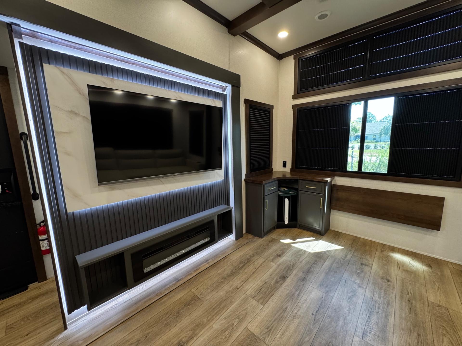 2026 Forest River 2026 Forest River Cedar Creek Cottage - thumbnail 5