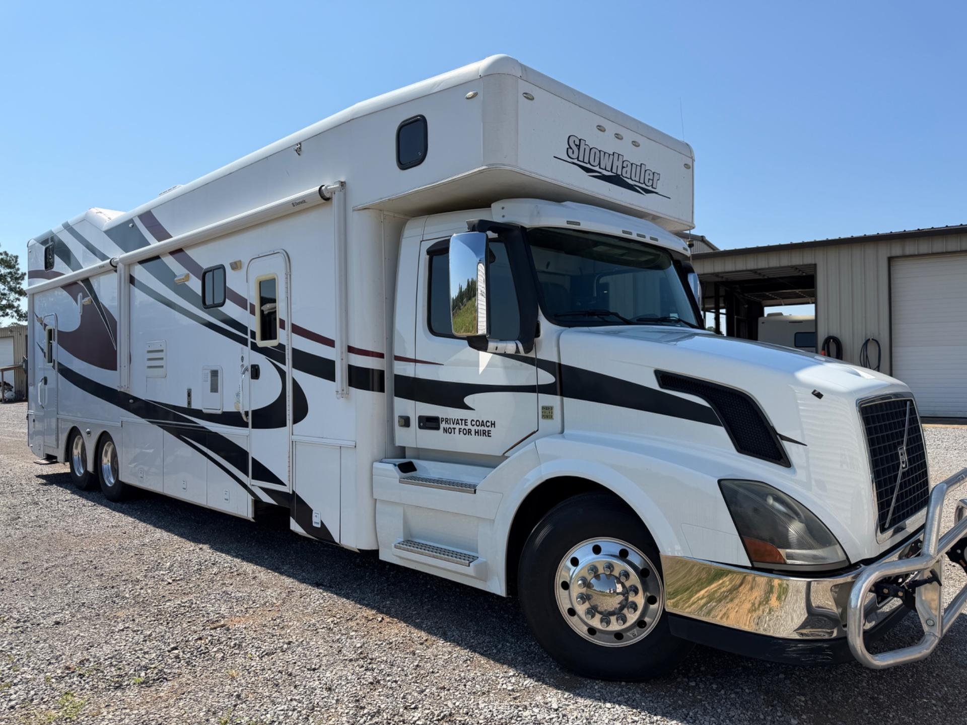 2014 ShowHauler 2014 ShowHauler M-24 - thumbnail 32