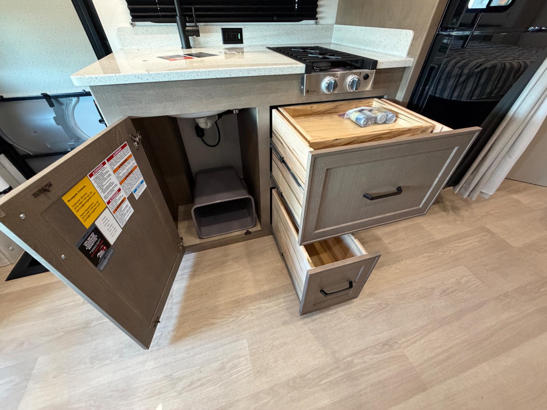 2027 Renegade RV 2027 Renegade RV Villagio - thumbnail 15