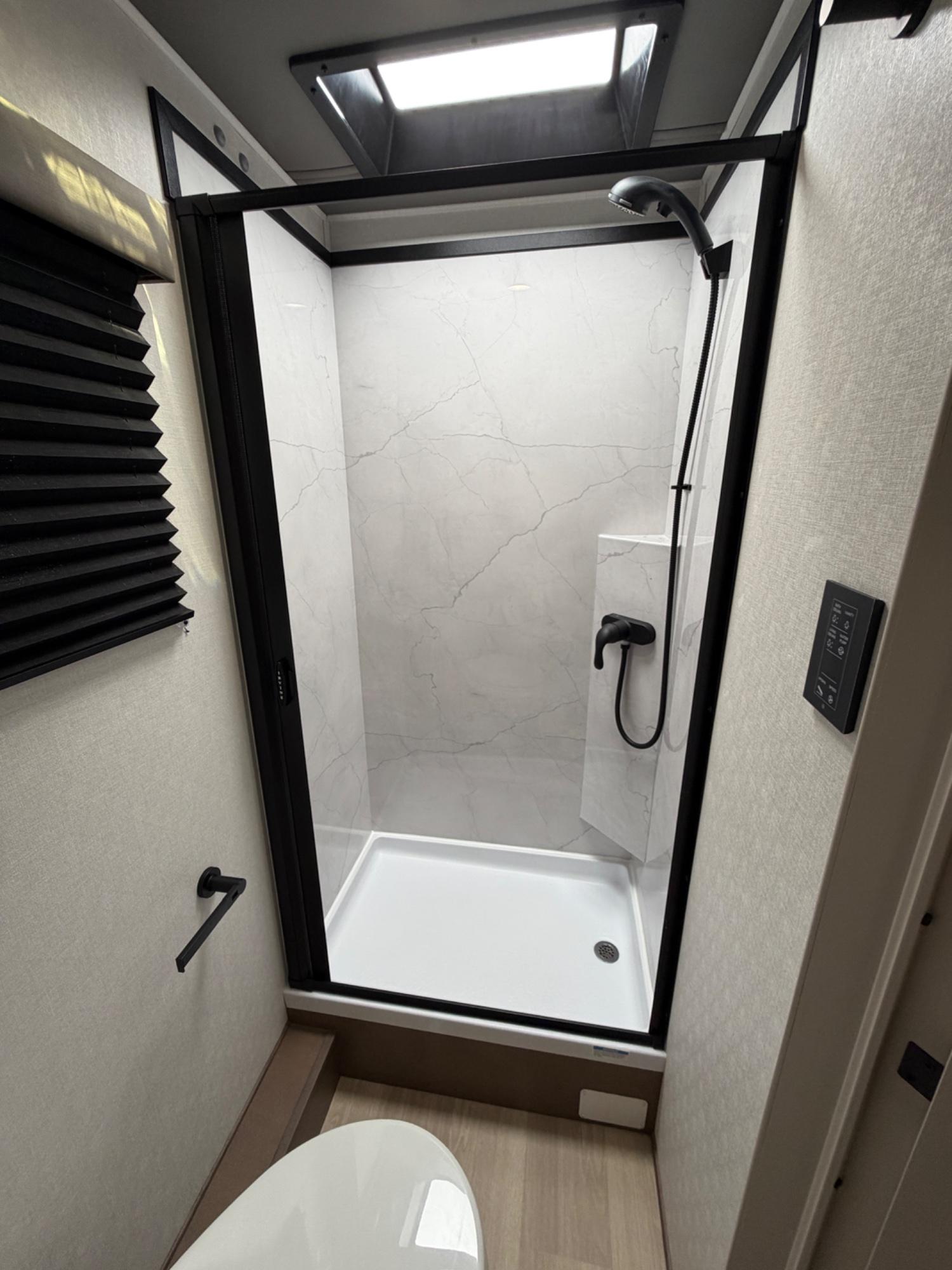 2027 Renegade RV 2027 Renegade RV Villagio - thumbnail 25