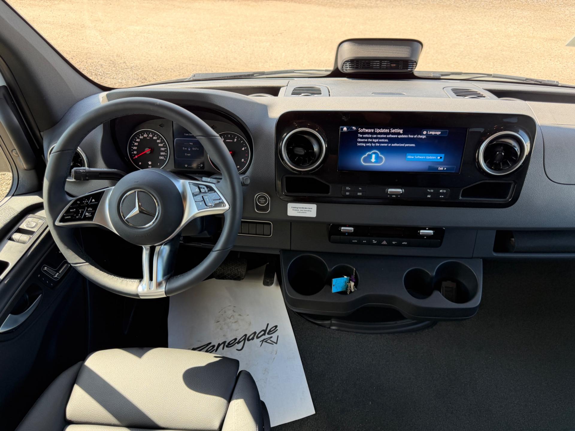 2027 Renegade RV 2027 Renegade RV Villagio - thumbnail 32