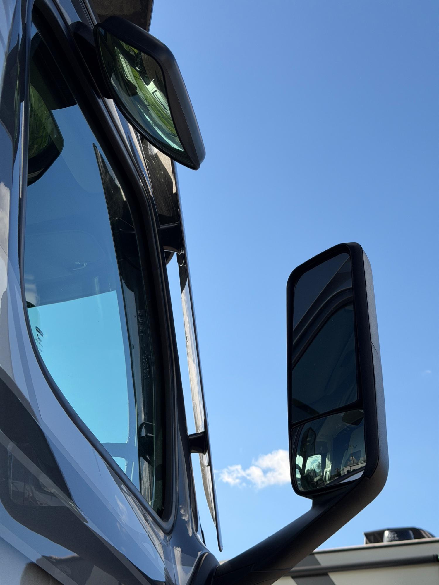 2027 ShowHauler 2027 ShowHauler Adventure - thumbnail 48