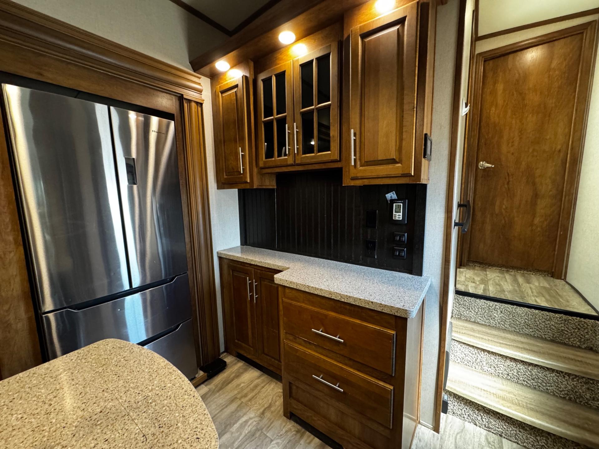2019 Coachmen 2019 Coachmen Brookstone - thumbnail 5