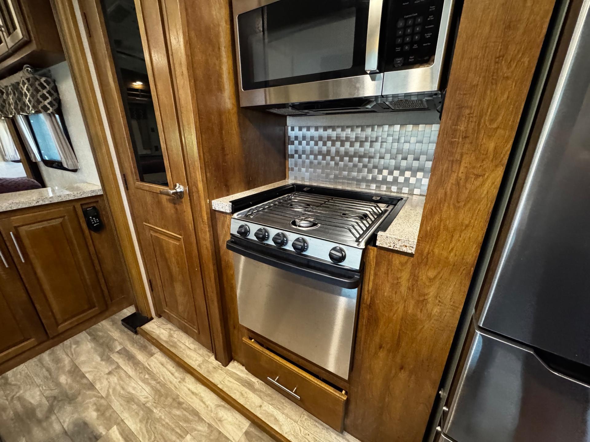 2019 Coachmen 2019 Coachmen Brookstone - thumbnail 6