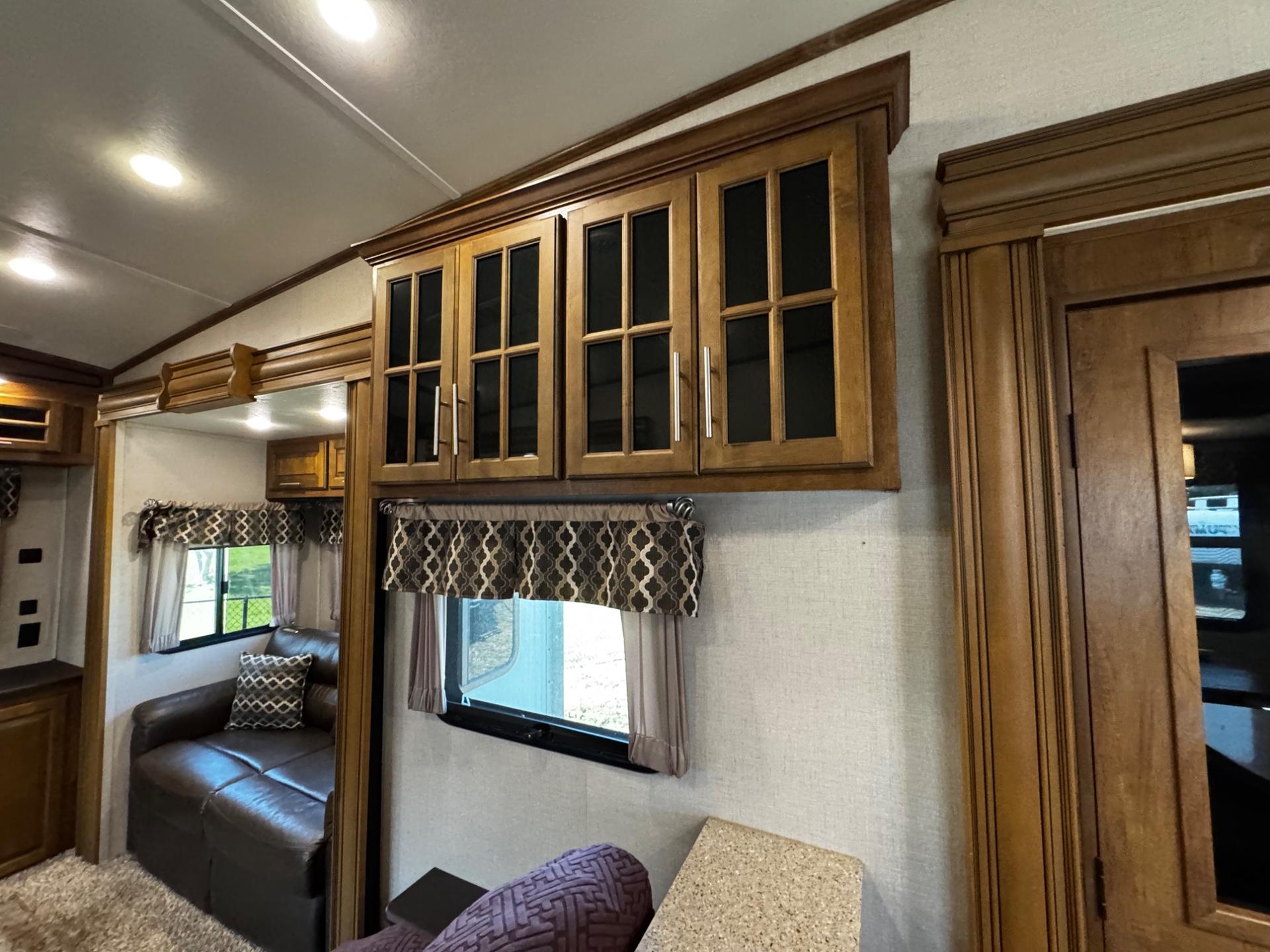2019 Coachmen 2019 Coachmen Brookstone - thumbnail 15