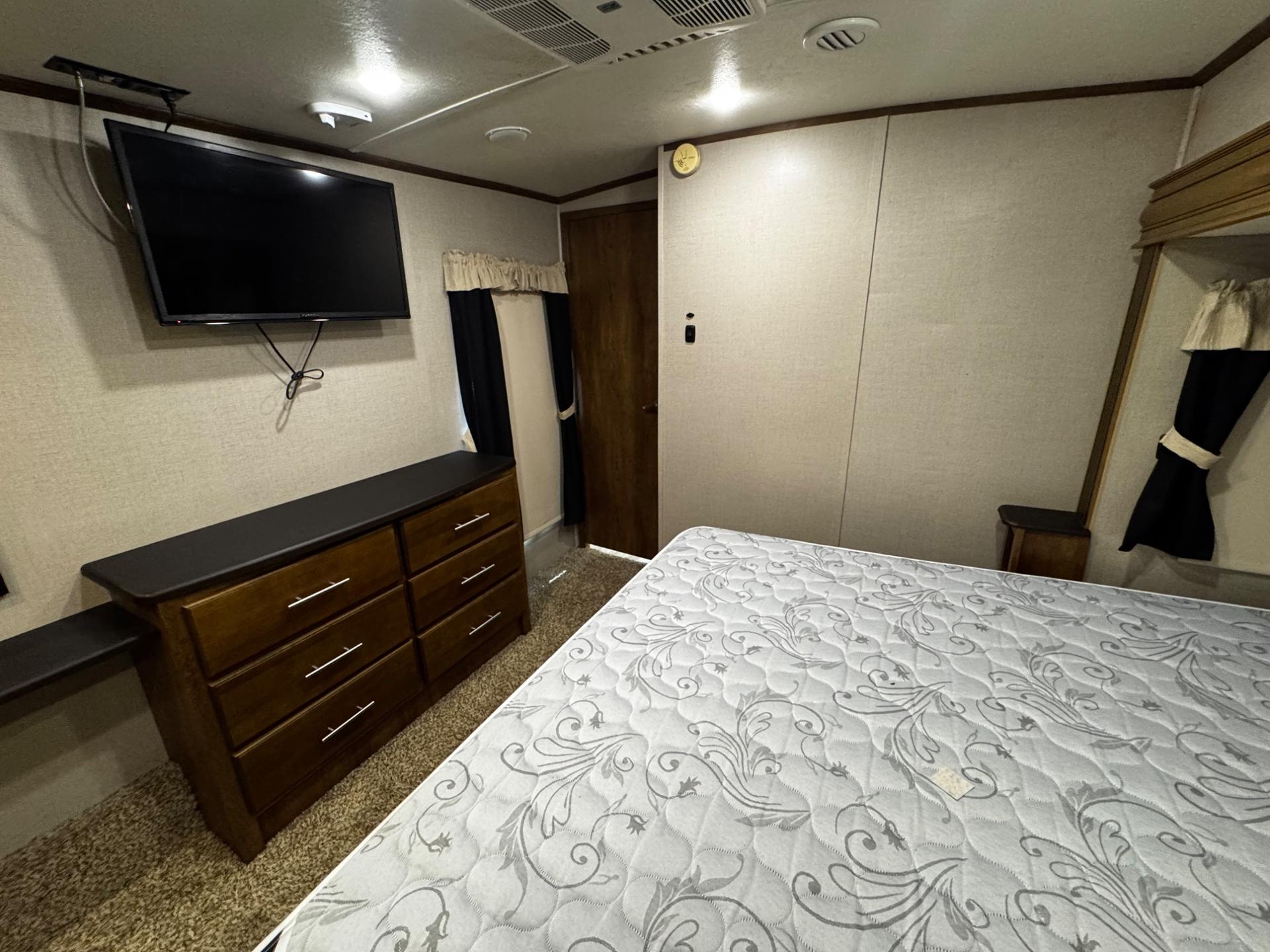 2019 Coachmen 2019 Coachmen Brookstone - thumbnail 21