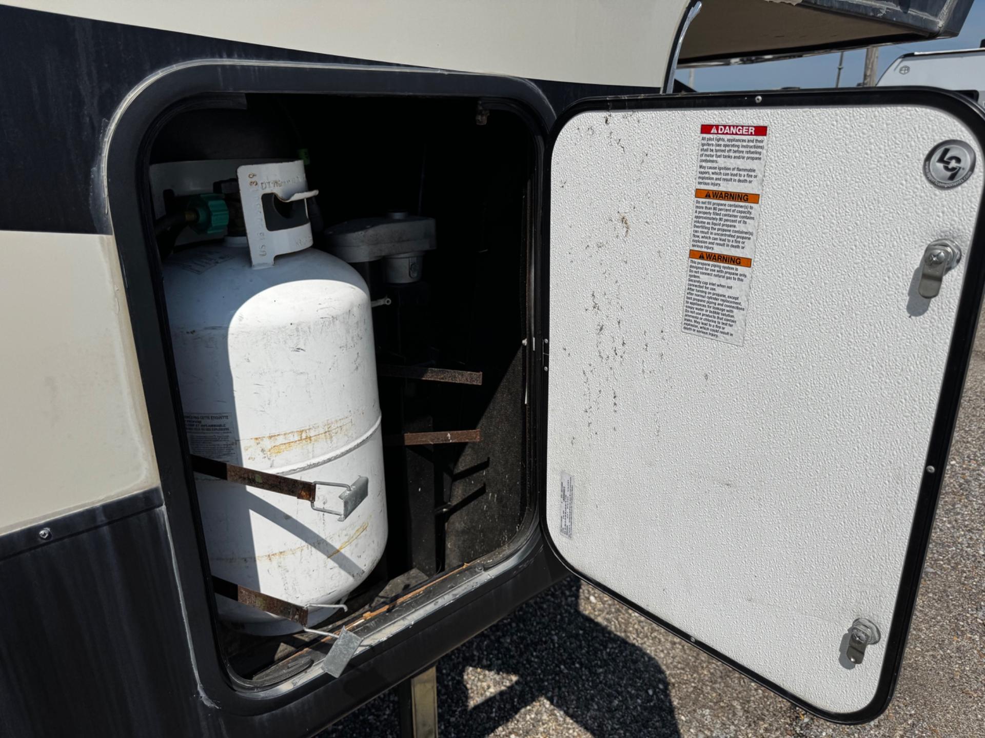 2019 Coachmen 2019 Coachmen Brookstone - thumbnail 26