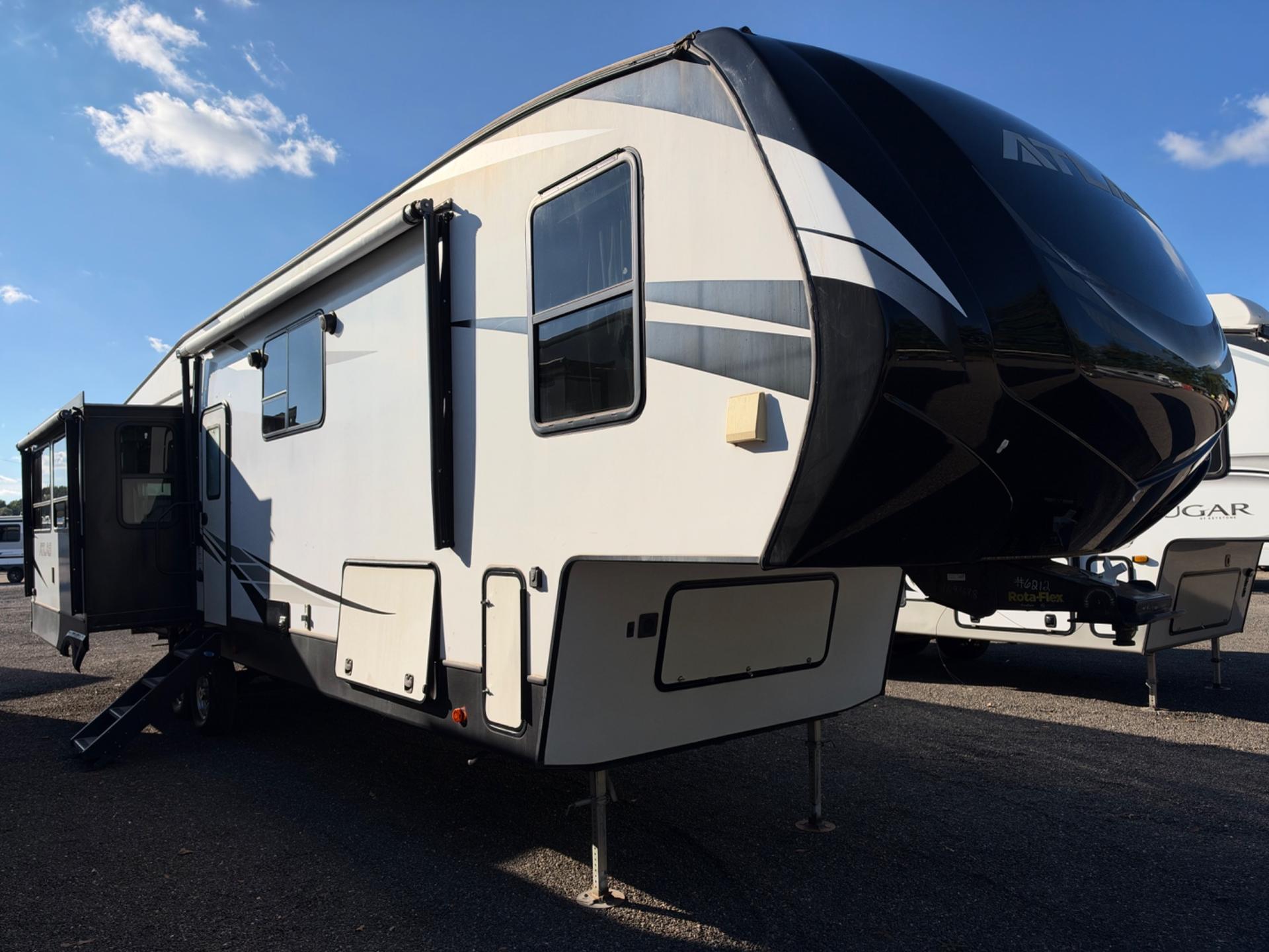 2020 Dutchmen Atlas 3552MBKB