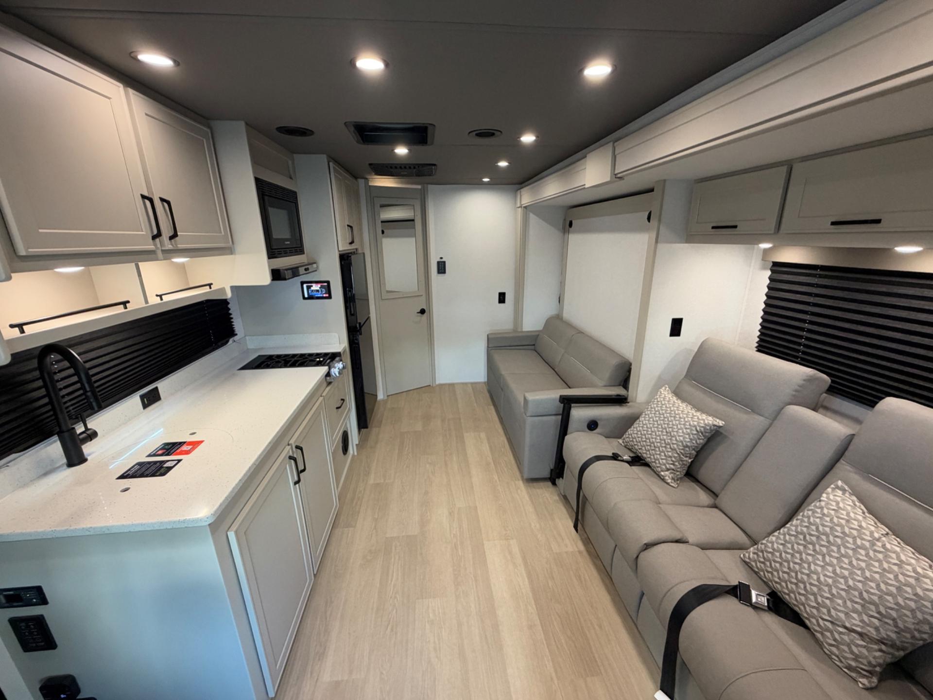 2027 Renegade RV 2027 Renegade RV Villagio - thumbnail 7