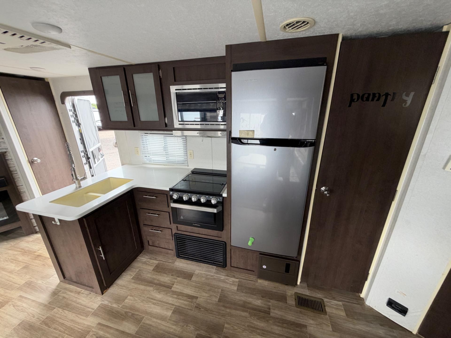 2020 Forest River 2020 Forest River Wildwood - thumbnail 8