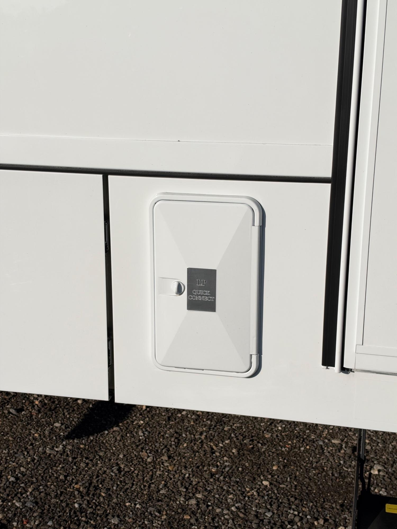 2027 Renegade RV 2027 Renegade RV Villagio - thumbnail 22