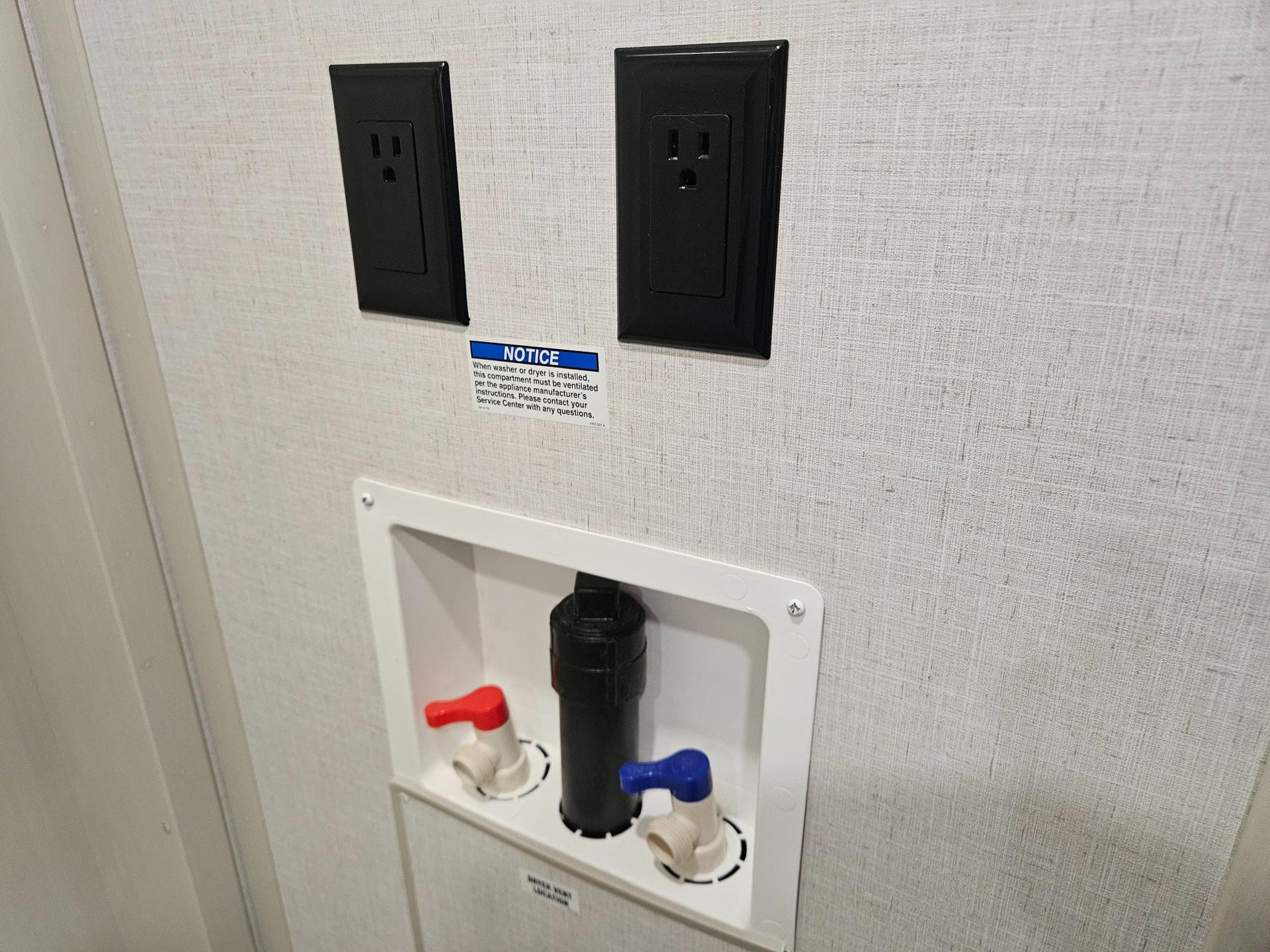 2026 Forest River RV 2026 Forest River RV Wildwood Heritage Glen - thumbnail 56