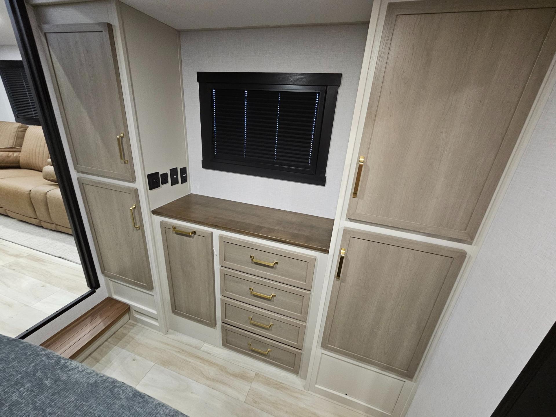 2026 Forest River RV 2026 Forest River RV Wildwood Heritage Glen - thumbnail 59