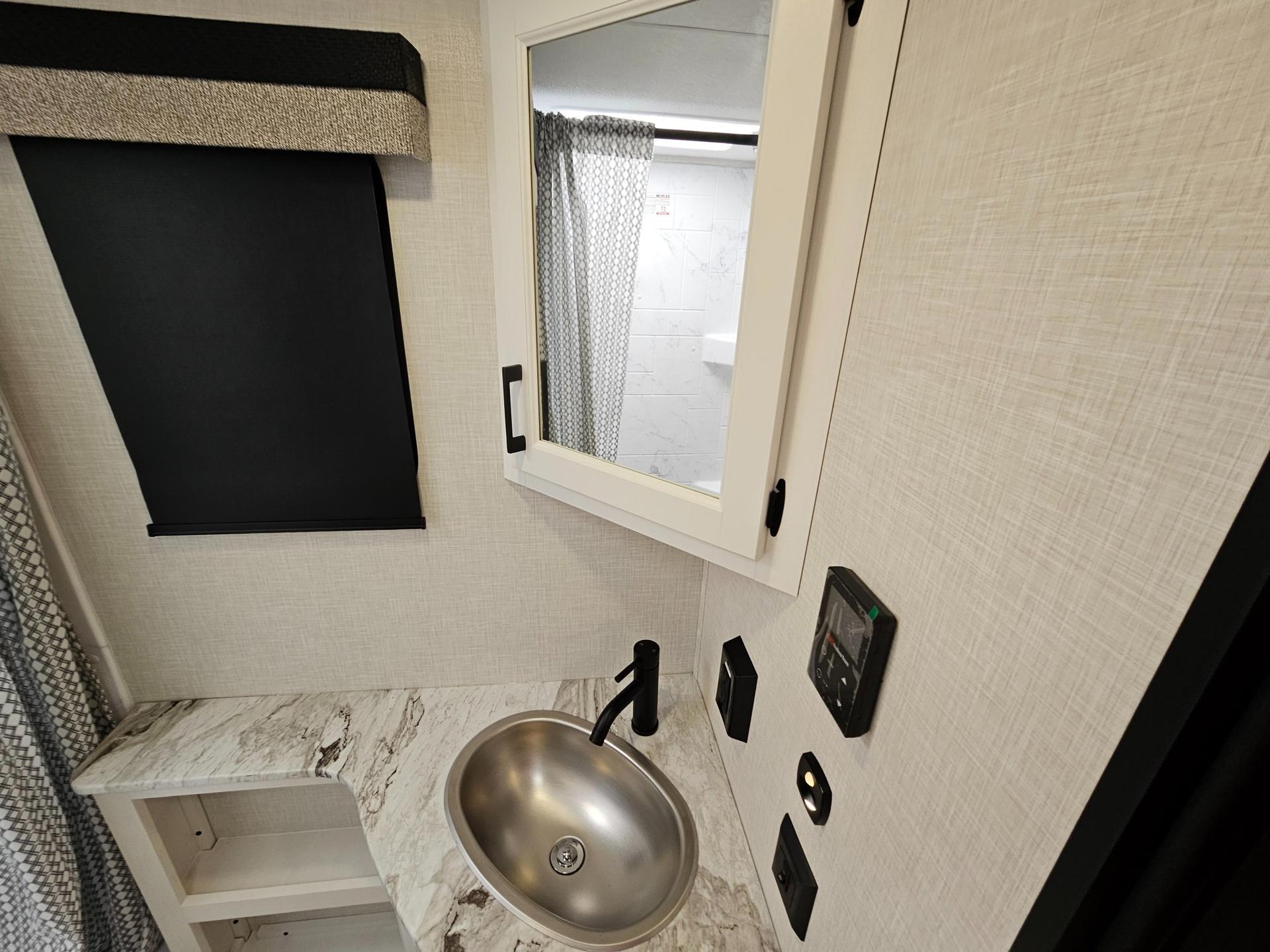 2026 Venture RV 2026 Venture RV Stratus - thumbnail 16