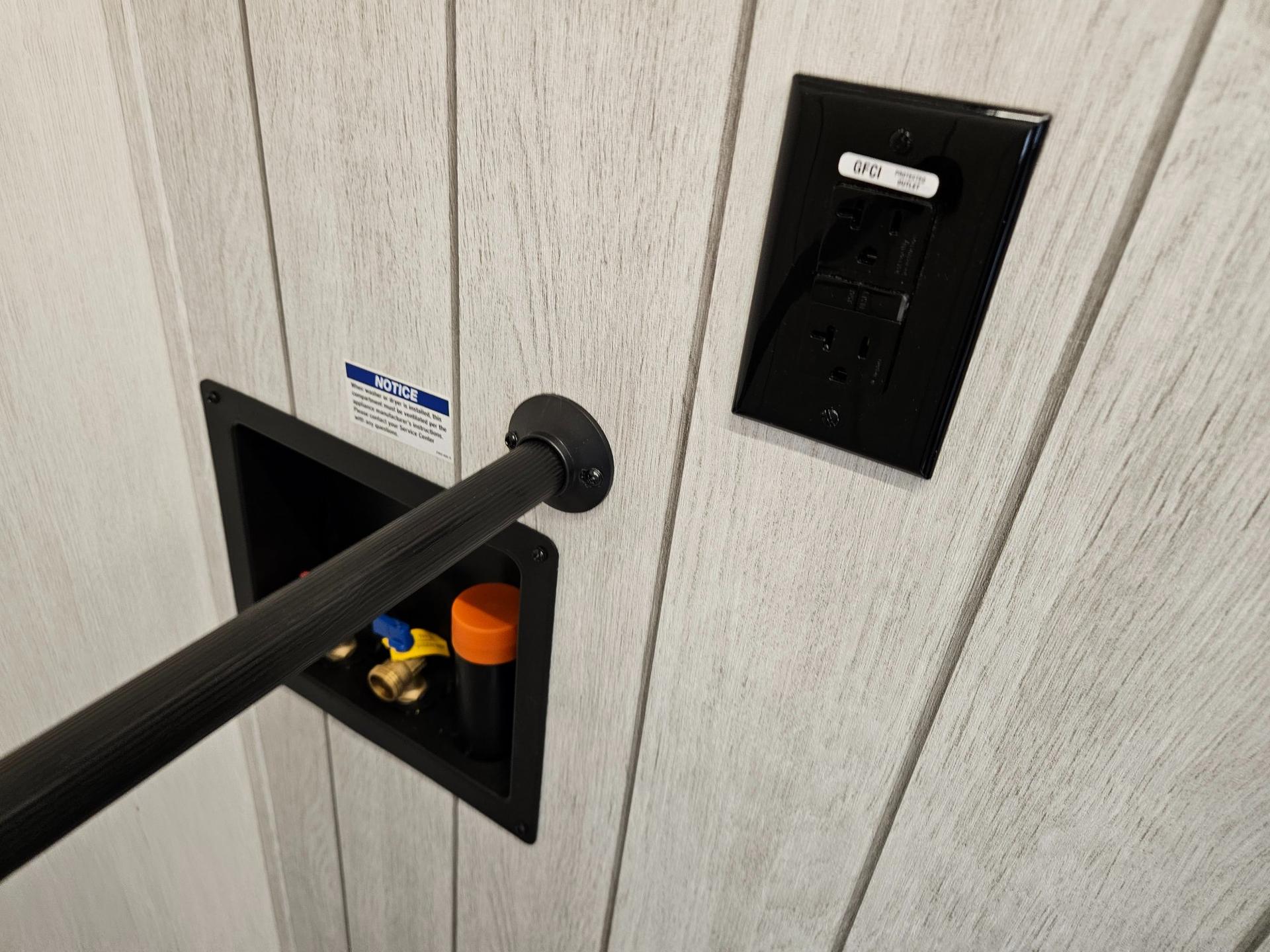 2026 Cherokee 2026 Cherokee Arctic Wolf Suite - thumbnail 30