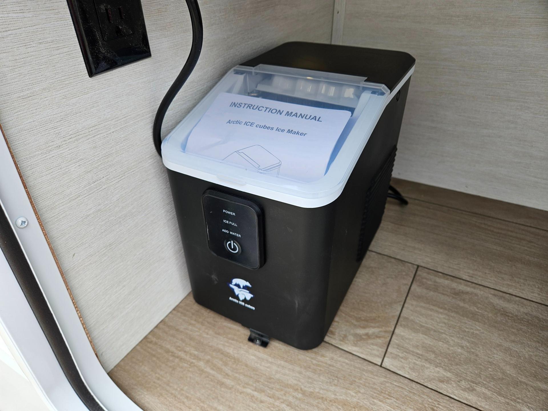 2026 Cherokee 2026 Cherokee Arctic Wolf Suite - thumbnail 39