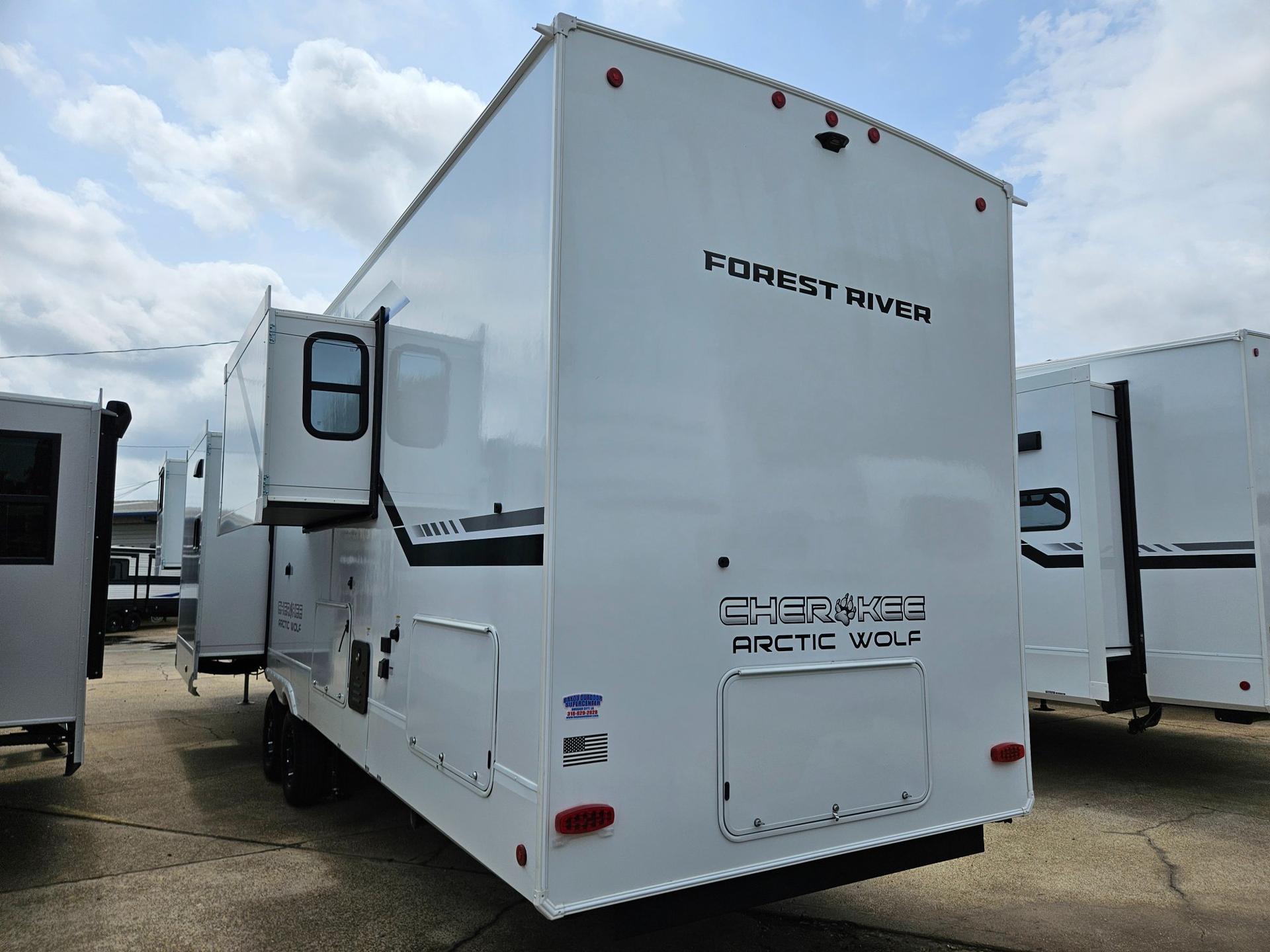 2026 Cherokee 2026 Cherokee Arctic Wolf Suite - thumbnail 46