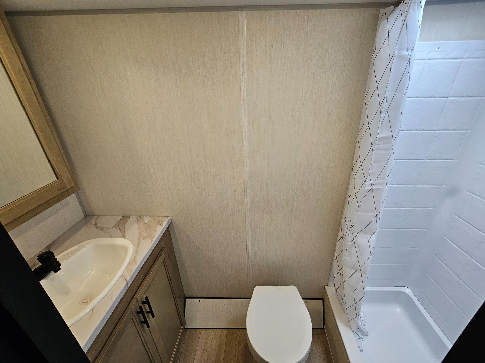 2026 FOREST RIVER 2026 FOREST RIVER Cherokee Wolf Pup - thumbnail 14