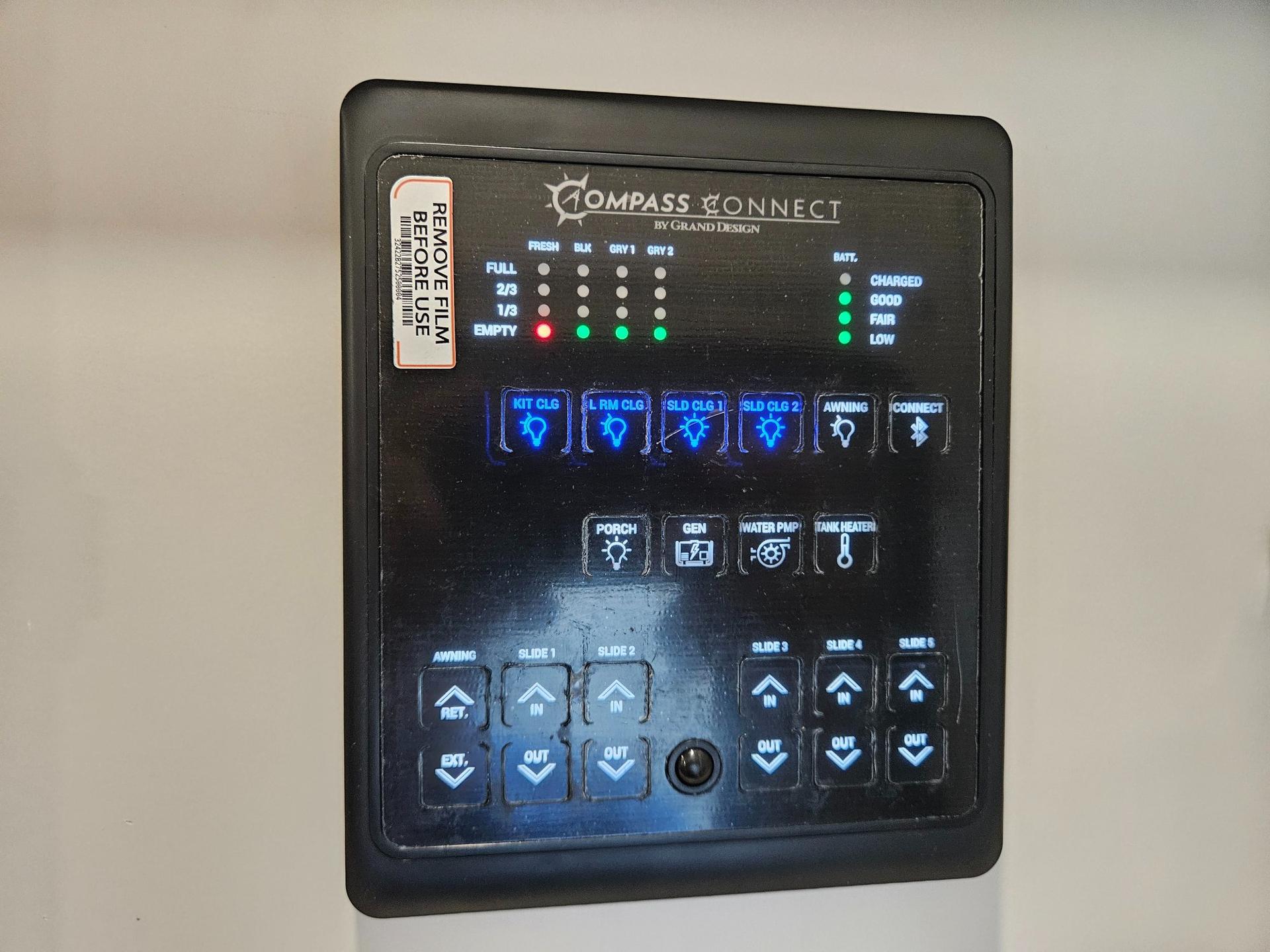 2026 Grand Design 2026 Grand Design Solitude - thumbnail 32