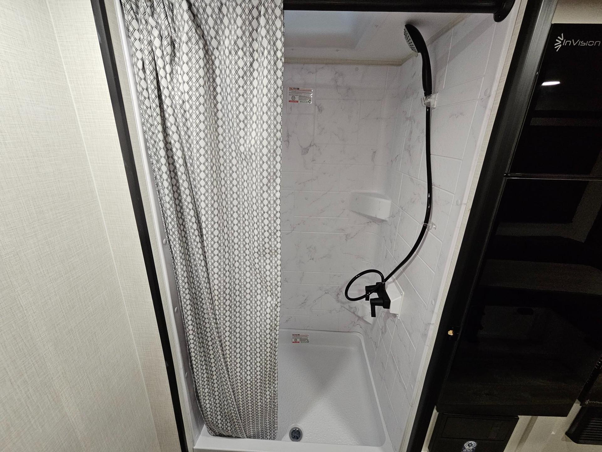 2026 Venture RV 2026 Venture RV SportTrek Edition STINGER - thumbnail 15