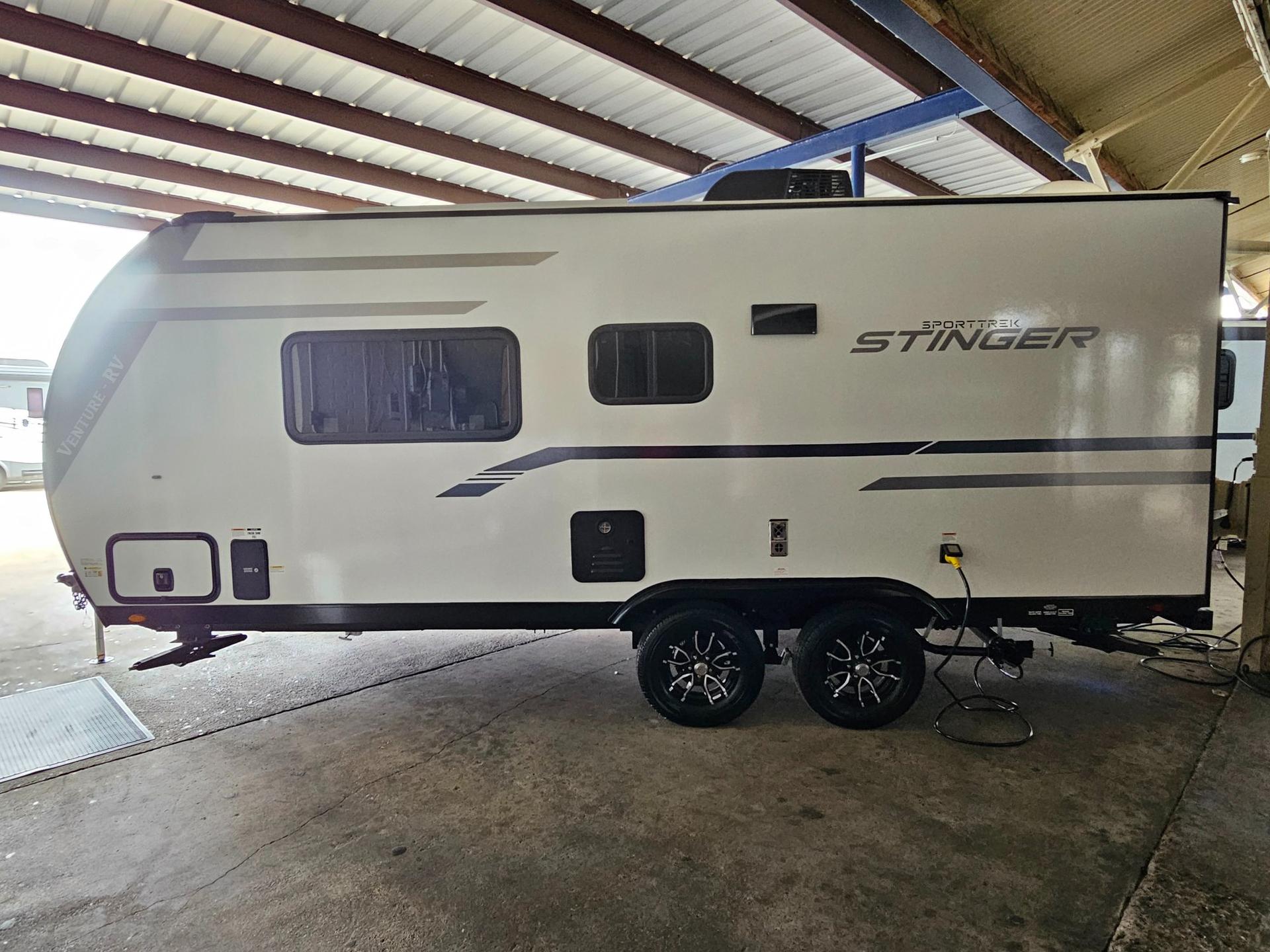 2026 Venture RV 2026 Venture RV SportTrek Edition STINGER - thumbnail 25