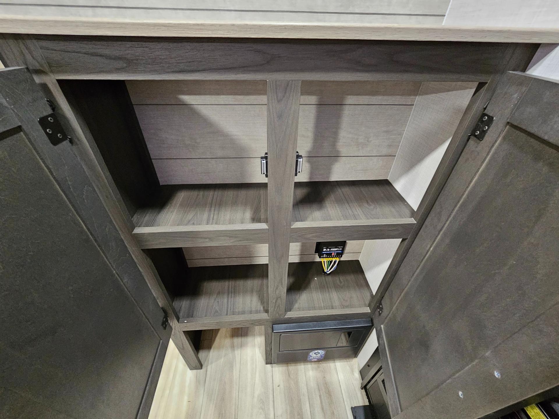2026 Venture RV 2026 Venture RV SportTrek Stinger Lite - thumbnail 10