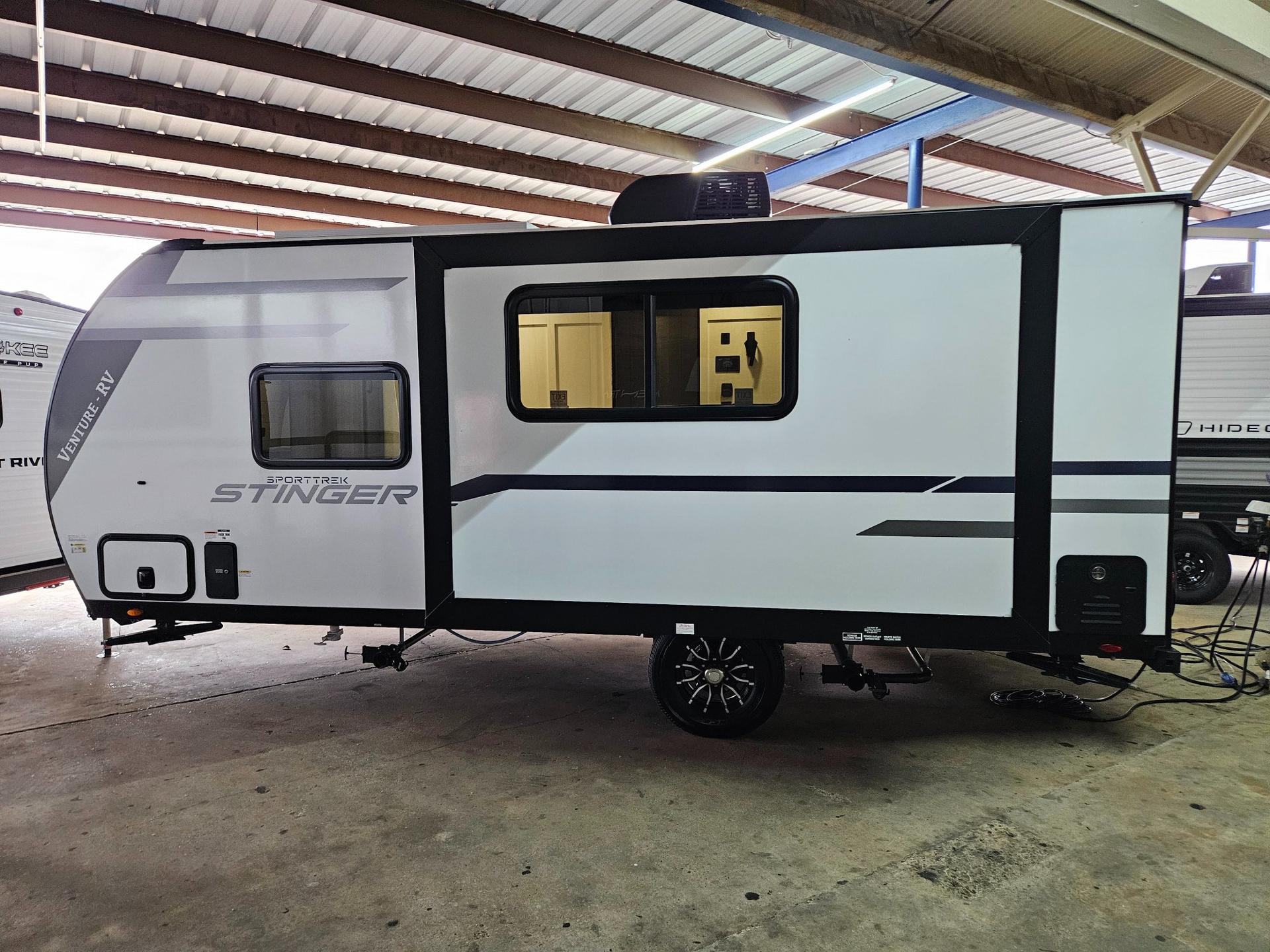 2026 Venture RV 2026 Venture RV SportTrek Stinger Lite - thumbnail 22